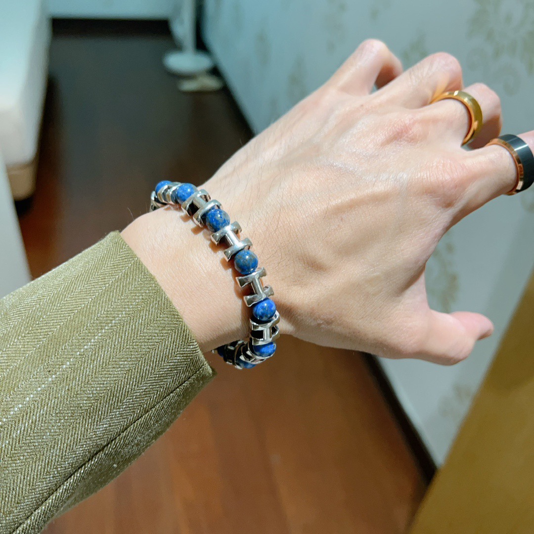 Hermès 新品发布 Hermas爱马仕手链 奢华爱马仕手串 天然石青金石手链 最新款全件串珠手链档次更高 Anger Forest系列H 爱马仕手链