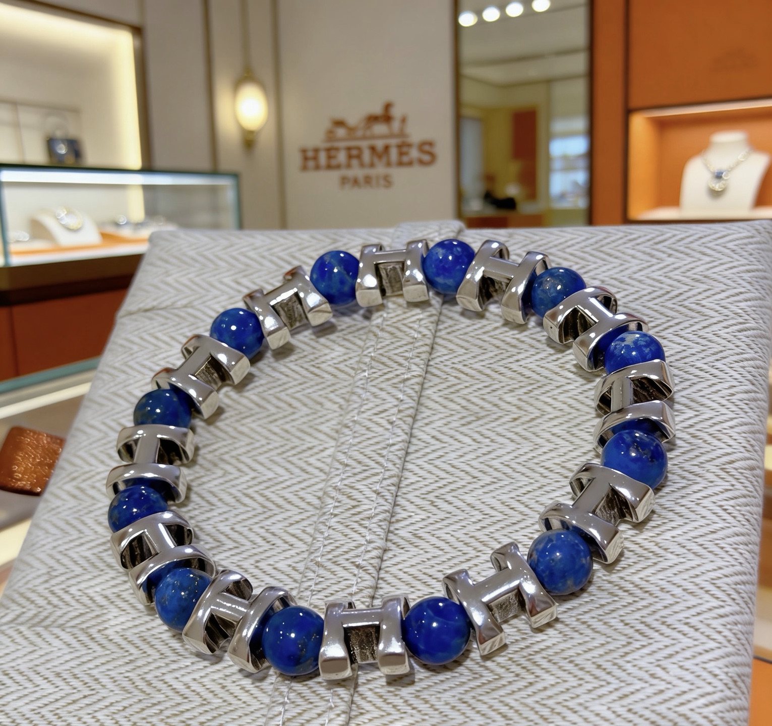 Hermès 新品发布 Hermas爱马仕手链 奢华爱马仕手串 天然石青金石手链 最新款全件串珠手链档次更高 Anger Forest系列H 爱马仕手链