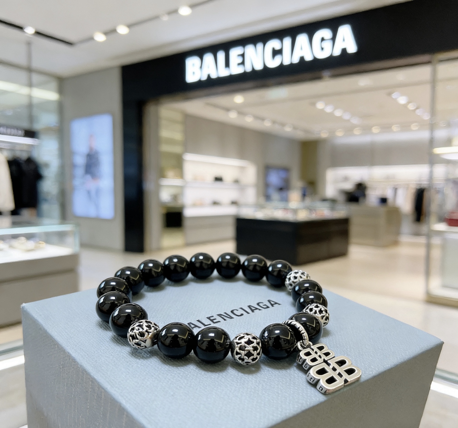 Balenciaga 精工版本天然虎眼石巴黎世家手链