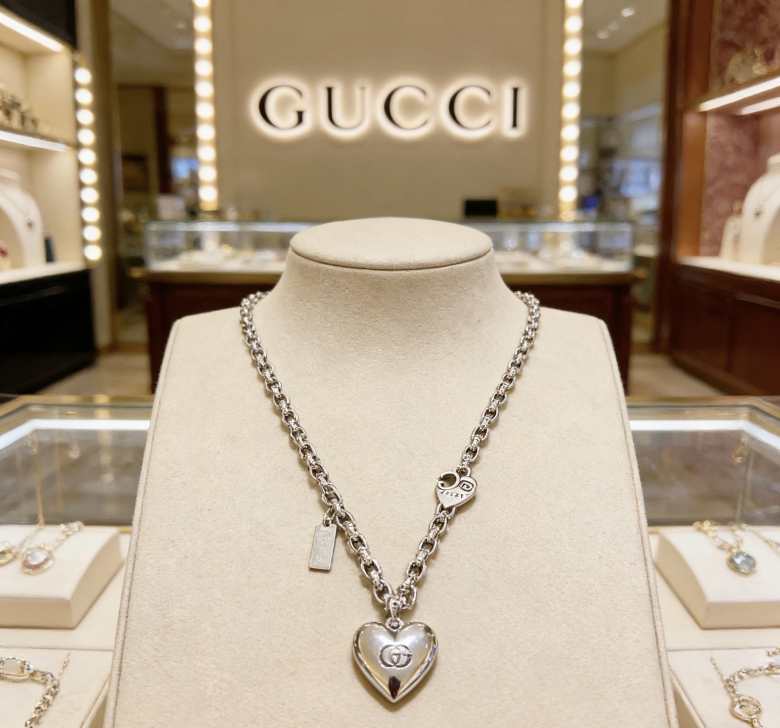 Gucci 𝐆𝐮𝐜𝐜𝐢古驰项链最新款链条档次更高 Anger Forest系列双G 款项链系列 银项链
