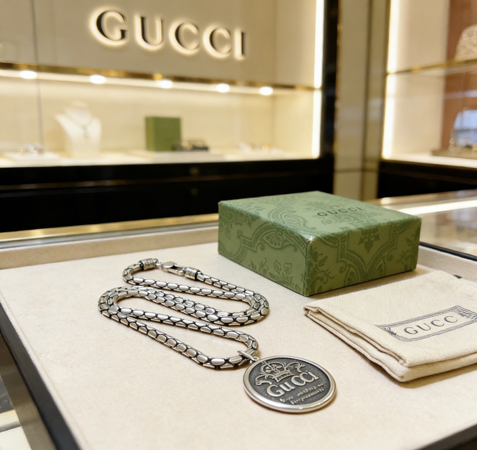 Gucci 新品发布 𝐆𝐮𝐜𝐜𝐢古驰项链最新款链条档次更高 Anger Forest系列双G古驰项链独特气质项链