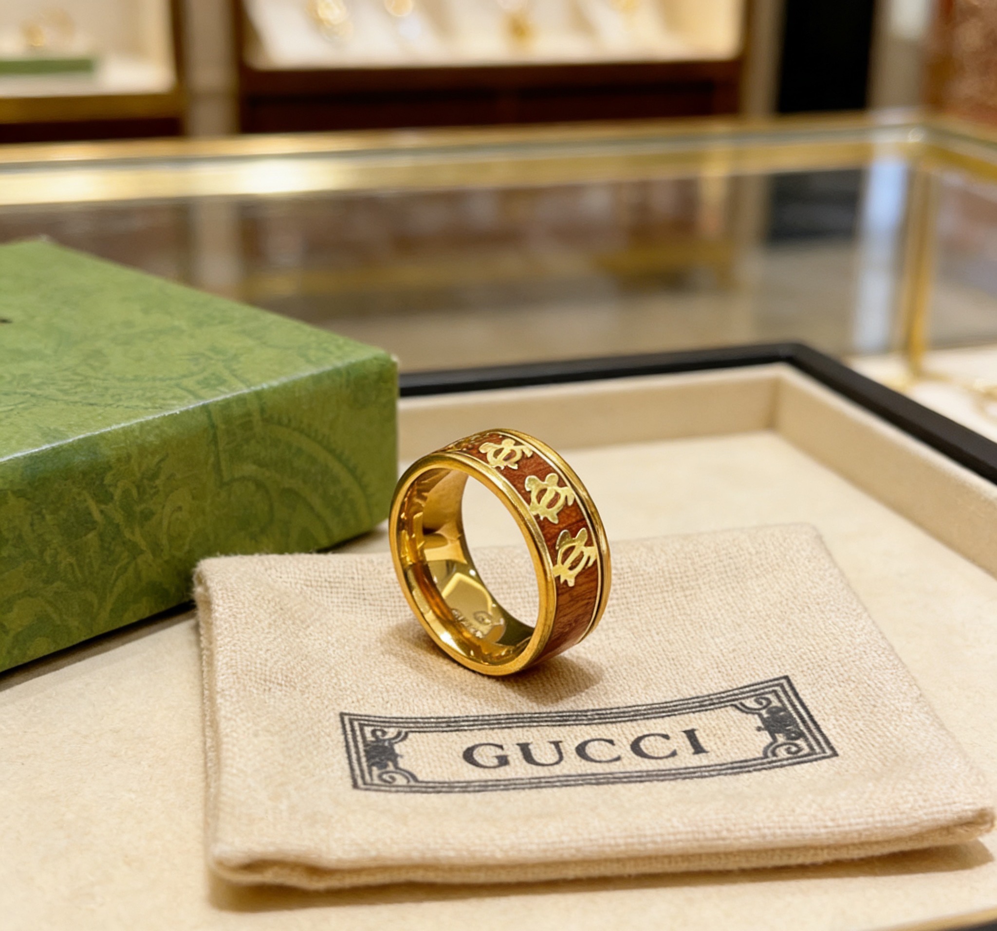 Gucci 𝐆𝐮𝐜𝐜𝐢古驰戒指最新款款式档次更高 Anger Forest系列v金质感双G纯手工制作工艺 古驰戒指