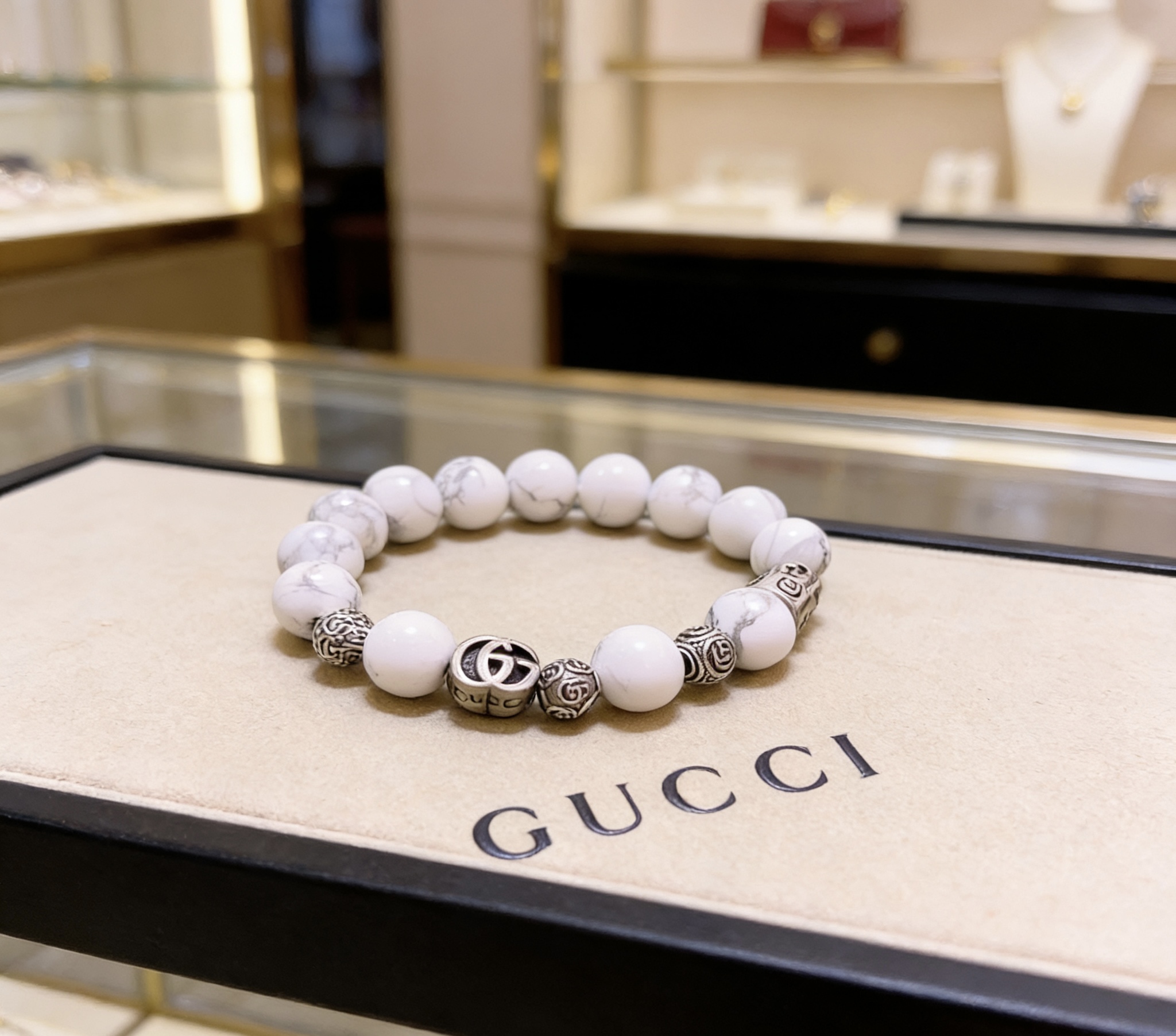 𝐆𝐮𝐜𝐜𝐢 pulsera unisex, último modelo, pulsera de piedra natural de gama alta, material de concha de tridacna, misma…