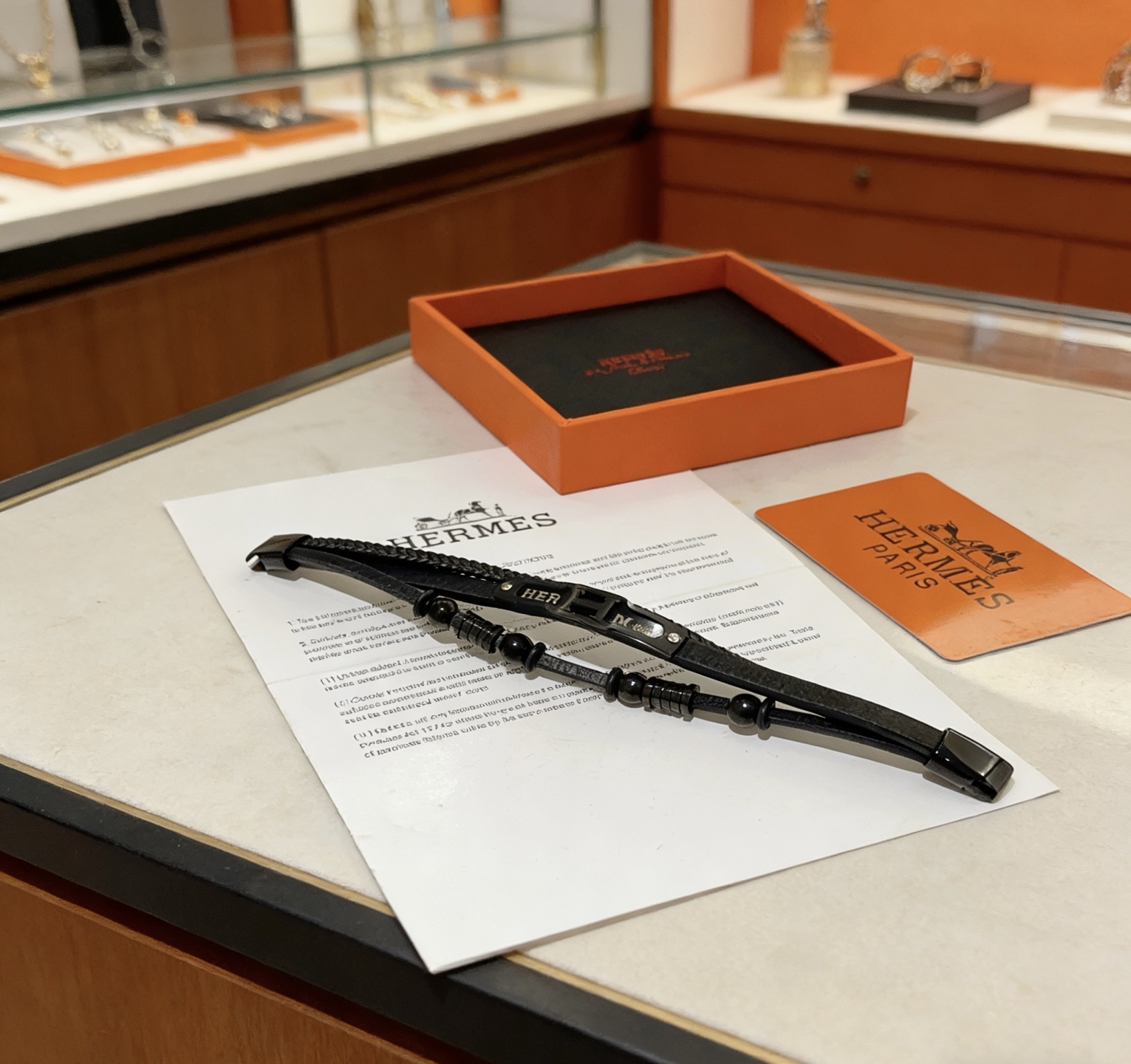 Hermès 新品发售 ‍⬛爱马仕皮绳手环最新款纯手工皮材质档次更高 Anger Forest系列爱马仕手链 款系列18k金手链手绳