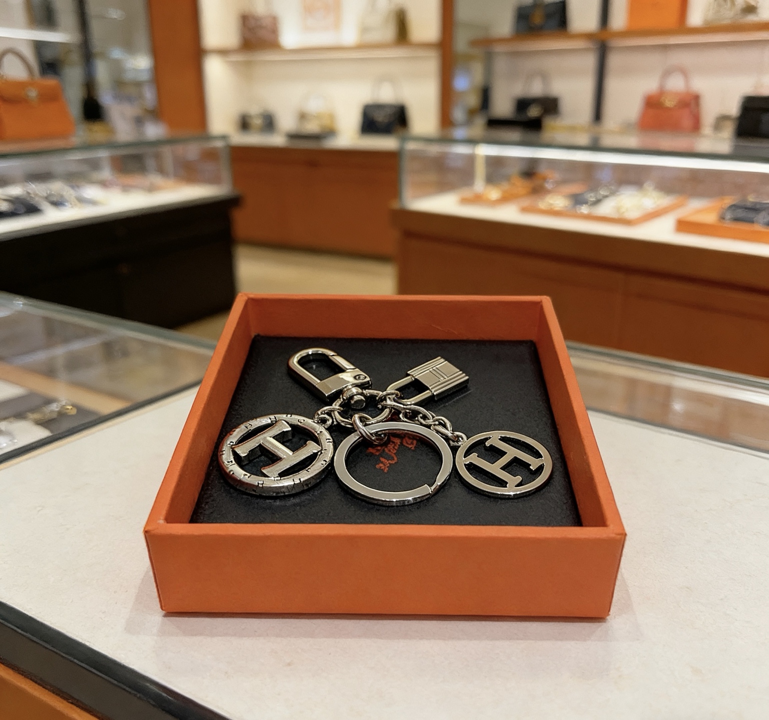 Hermès 新款Hermes爱马仕钥匙扣钥匙扣钥匙链加厚版 铂金版