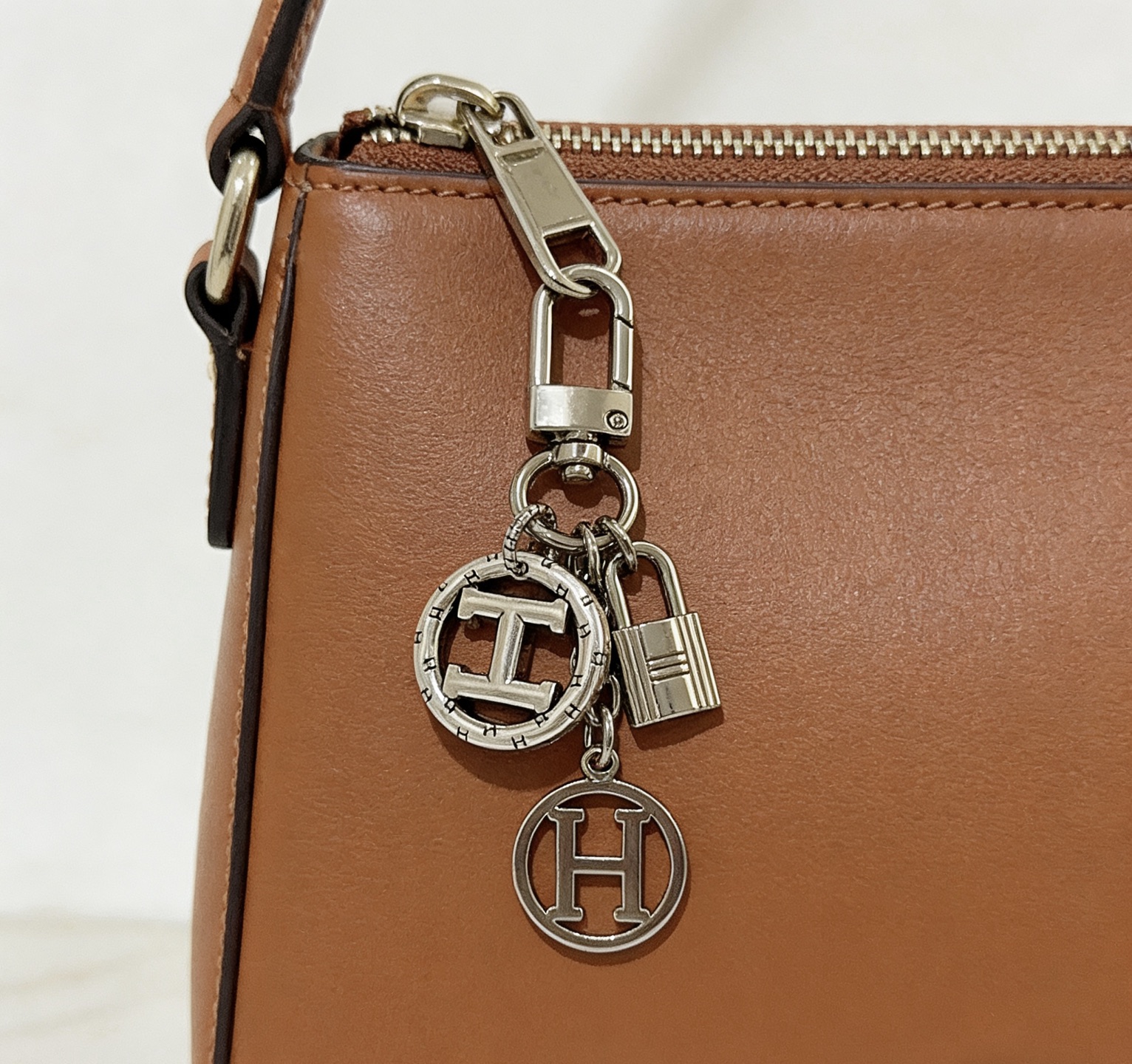 Hermès 新款Hermes爱马仕钥匙扣钥匙扣钥匙链加厚版 铂金版