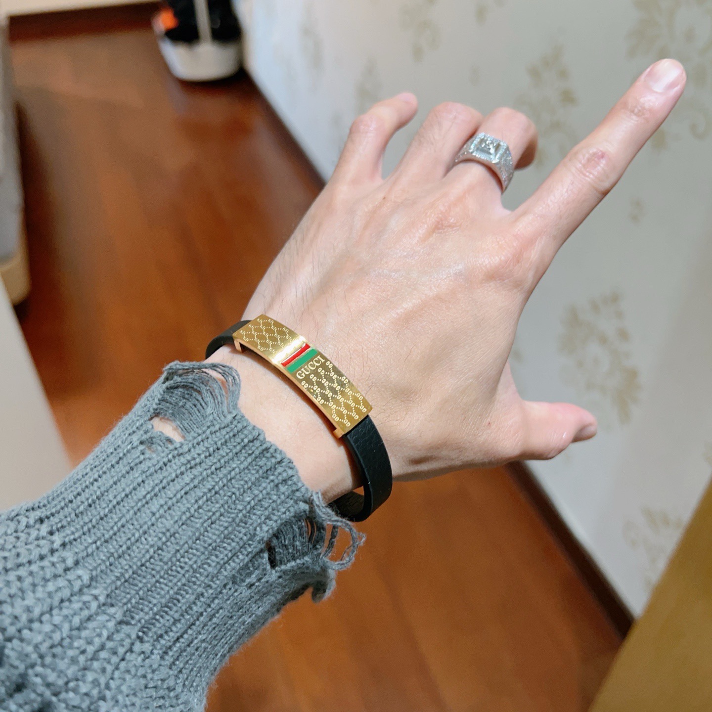 Gucci 新品发售 ‍⬛𝐆𝐮𝐜𝐜𝐢古驰手绳手环最新款纯手工头层牛皮材质档次更高 Anger Forest系列双G 款系列 银手链手绳