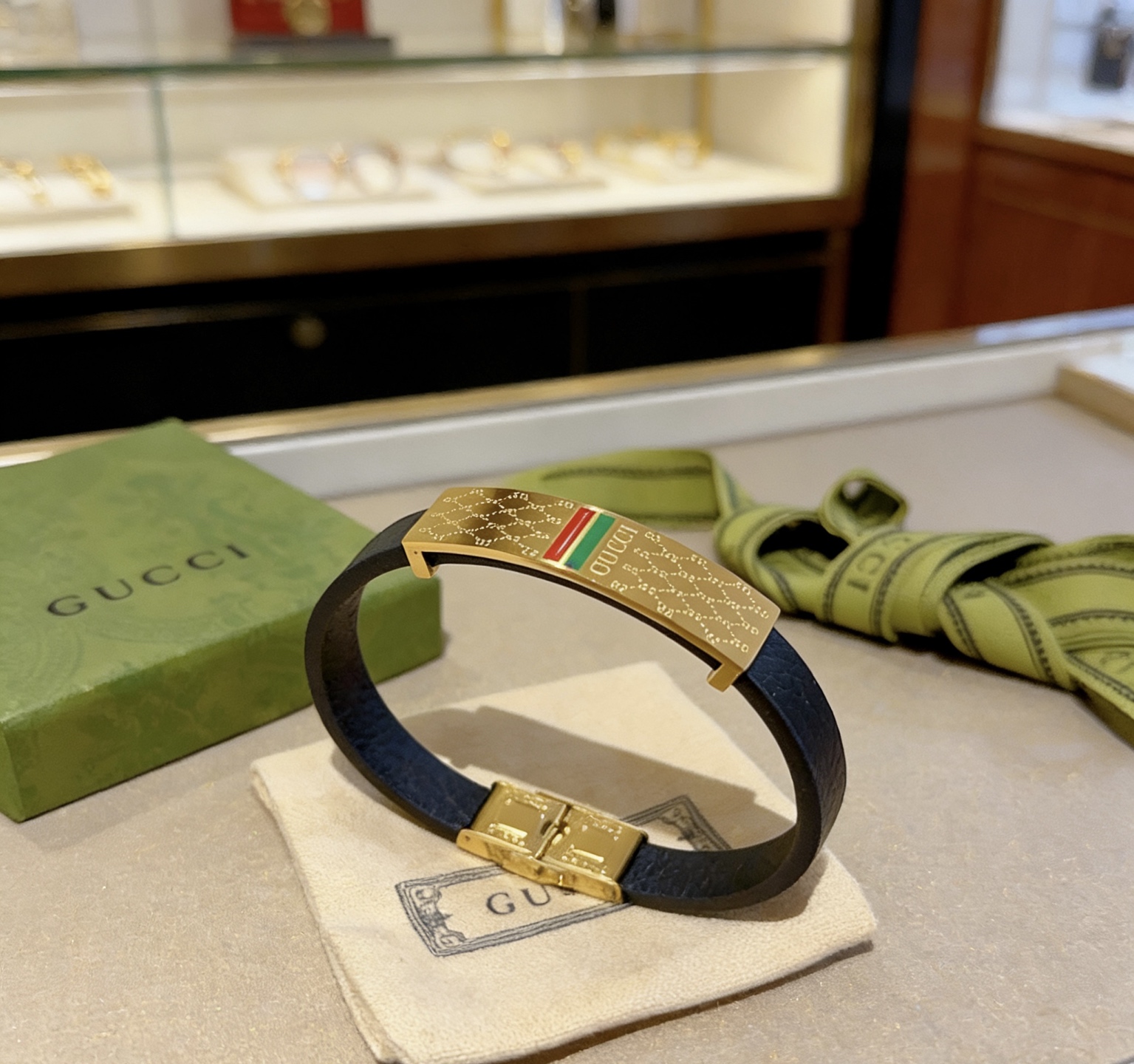Gucci 新品发售 ‍⬛𝐆𝐮𝐜𝐜𝐢古驰手绳手环最新款纯手工头层牛皮材质档次更高 Anger Forest系列双G 款系列 银手链手绳
