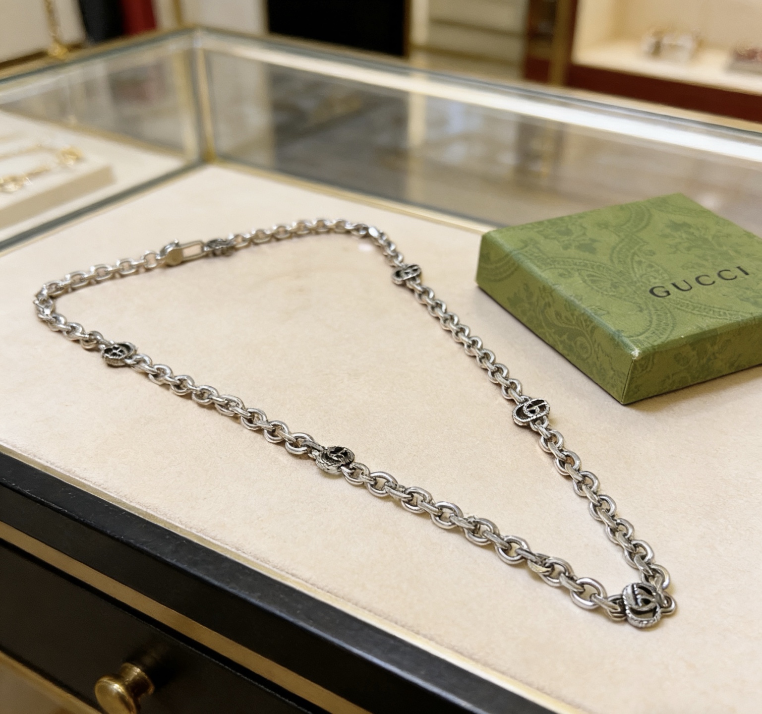 Gucci 太帅啦 𝐆𝐮𝐜𝐜𝐢古驰项链2026最新款链条加粗档次更高
