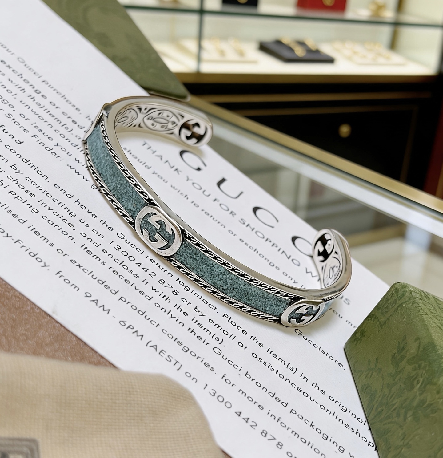 Gucci 𝐆𝐮𝐜𝐜𝐢古驰手镯手环湖蓝色 湖蓝色大理石独特魅力十足最新款手镯档次更高 Anger Forest系列双G 款系列 银大理石高品质古驰手环