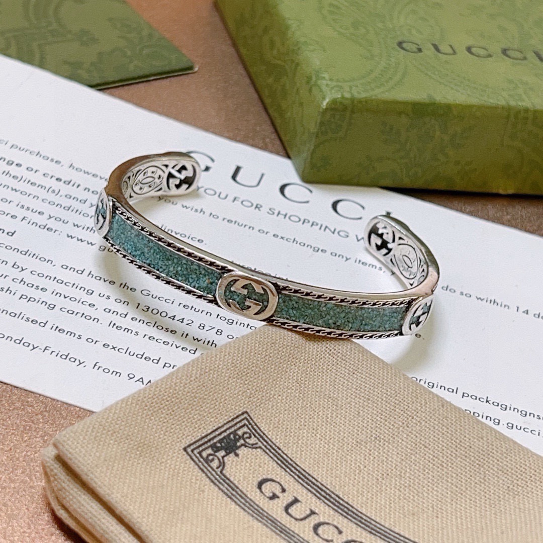 Gucci 𝐆𝐮𝐜𝐜𝐢古驰手镯手环湖蓝色 湖蓝色大理石独特魅力十足最新款手镯档次更高 Anger Forest系列双G 款系列 银大理石高品质古驰手环