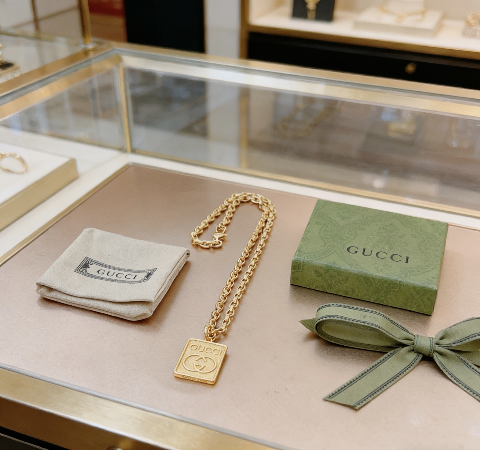 Gucci 𝐆𝐮𝐜𝐜𝐢古驰项链最新款链条档次更高