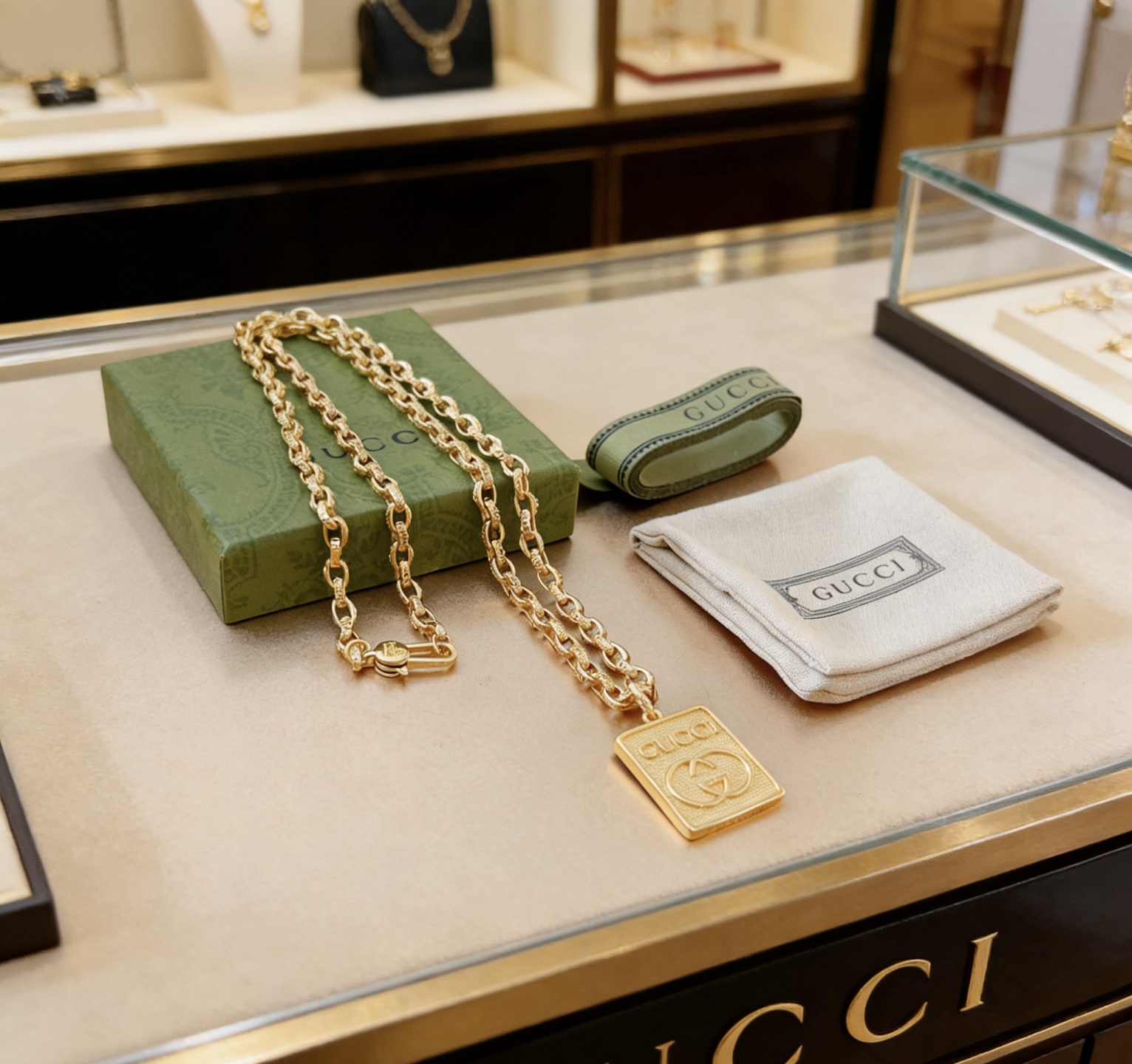 Gucci 𝐆𝐮𝐜𝐜𝐢古驰项链最新款链条档次更高