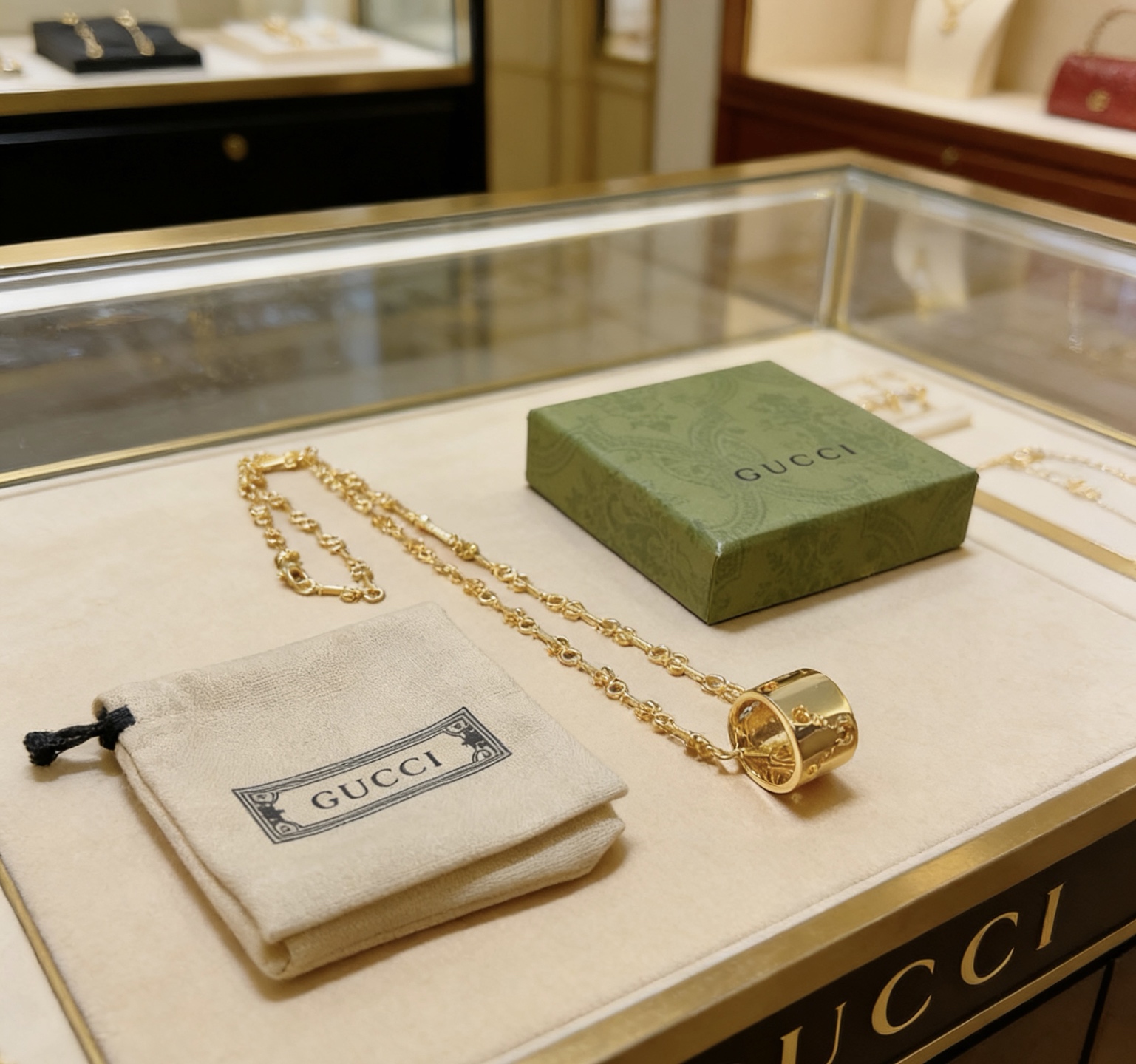 Gucci 新品发布 𝐆𝐮𝐜𝐜𝐢古驰项链最新款链条档次更高 Anger Forest系列双G 款设计理念项链系列 银项链