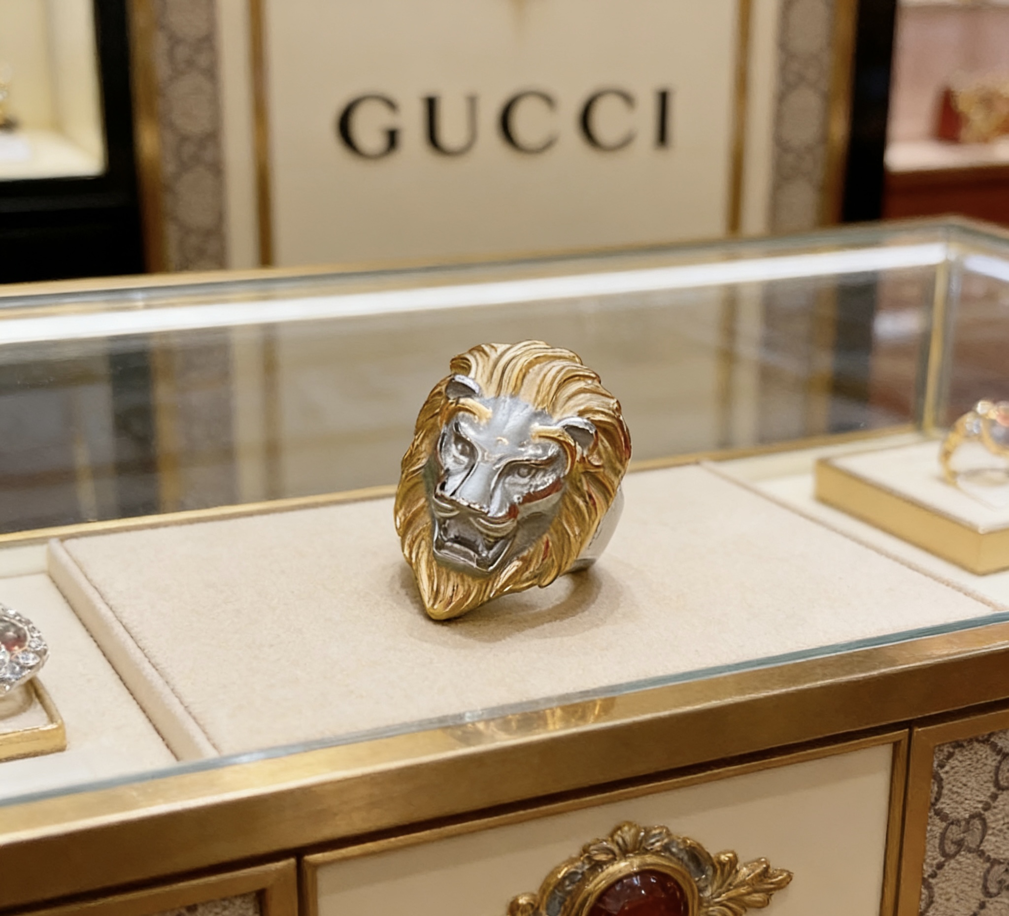 Gucci 𝐆𝐮𝐜𝐜𝐢古驰戒指最新款款式档次更高 Anger Forest系列双G纯手工制作工艺 古驰戒指 狮子纯手工打造