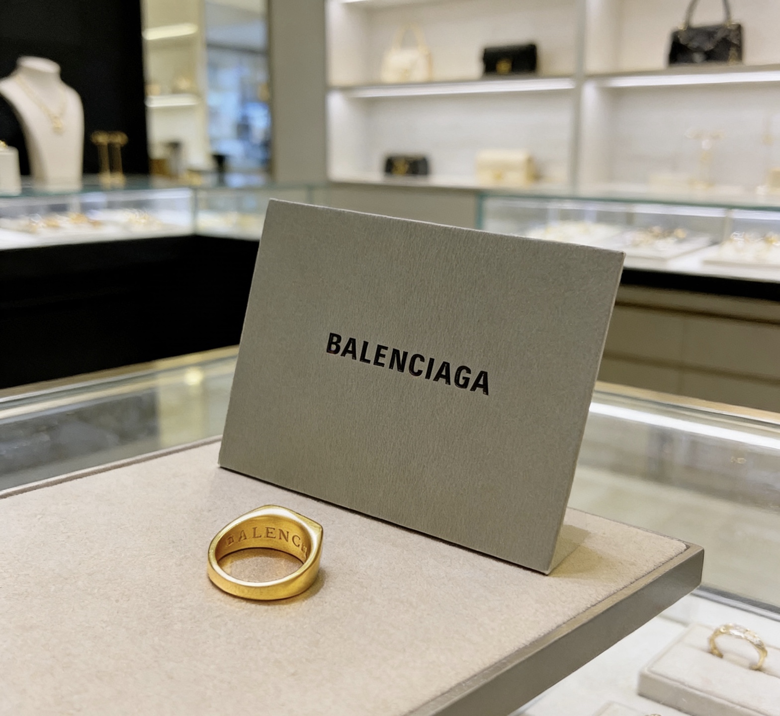 Balenciaga 新品 巴黎世家戒指 Balenciaga戒指