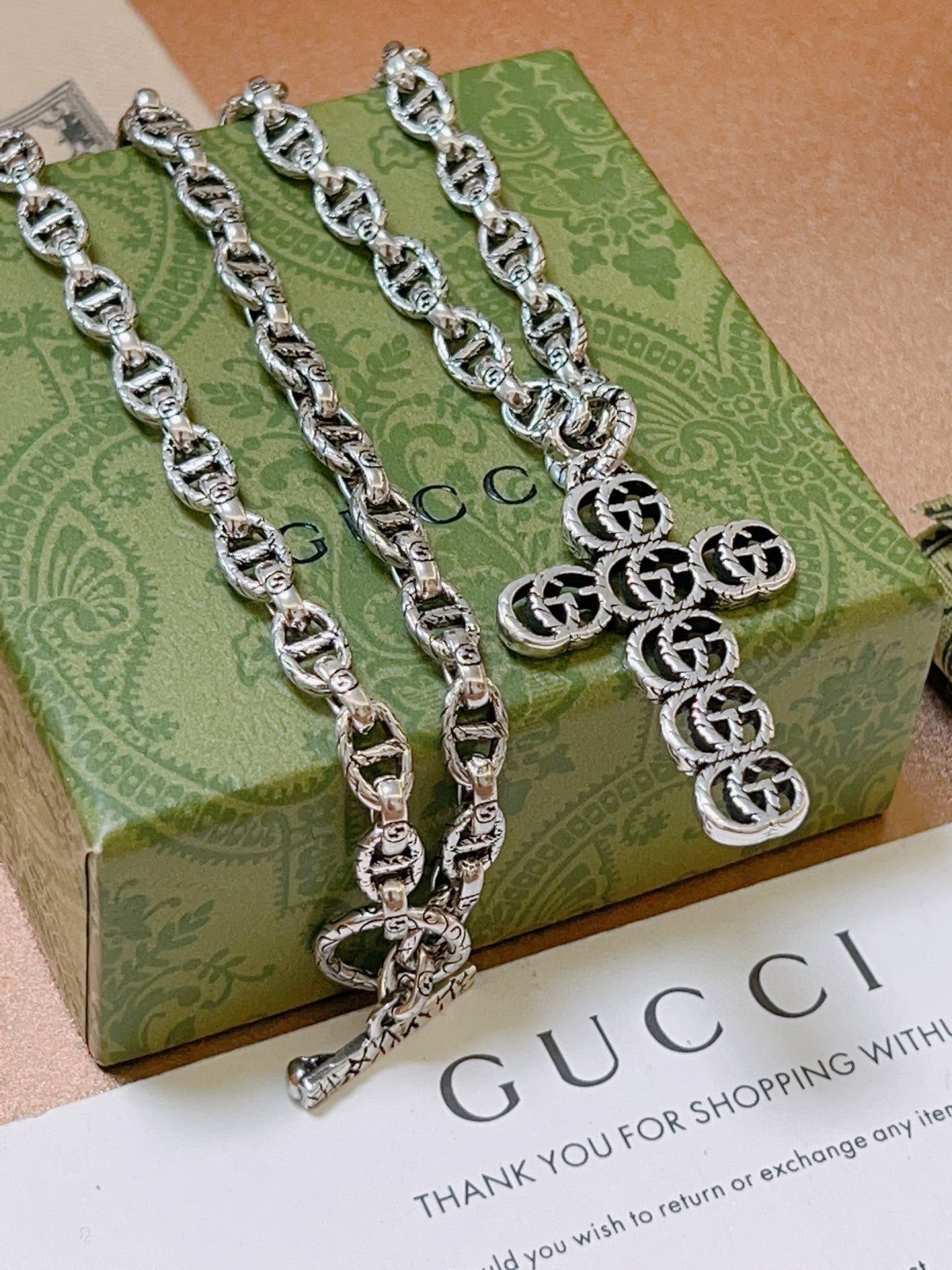 Gucci 𝐆𝐮𝐜𝐜𝐢古驰项链最新款链条档次更高