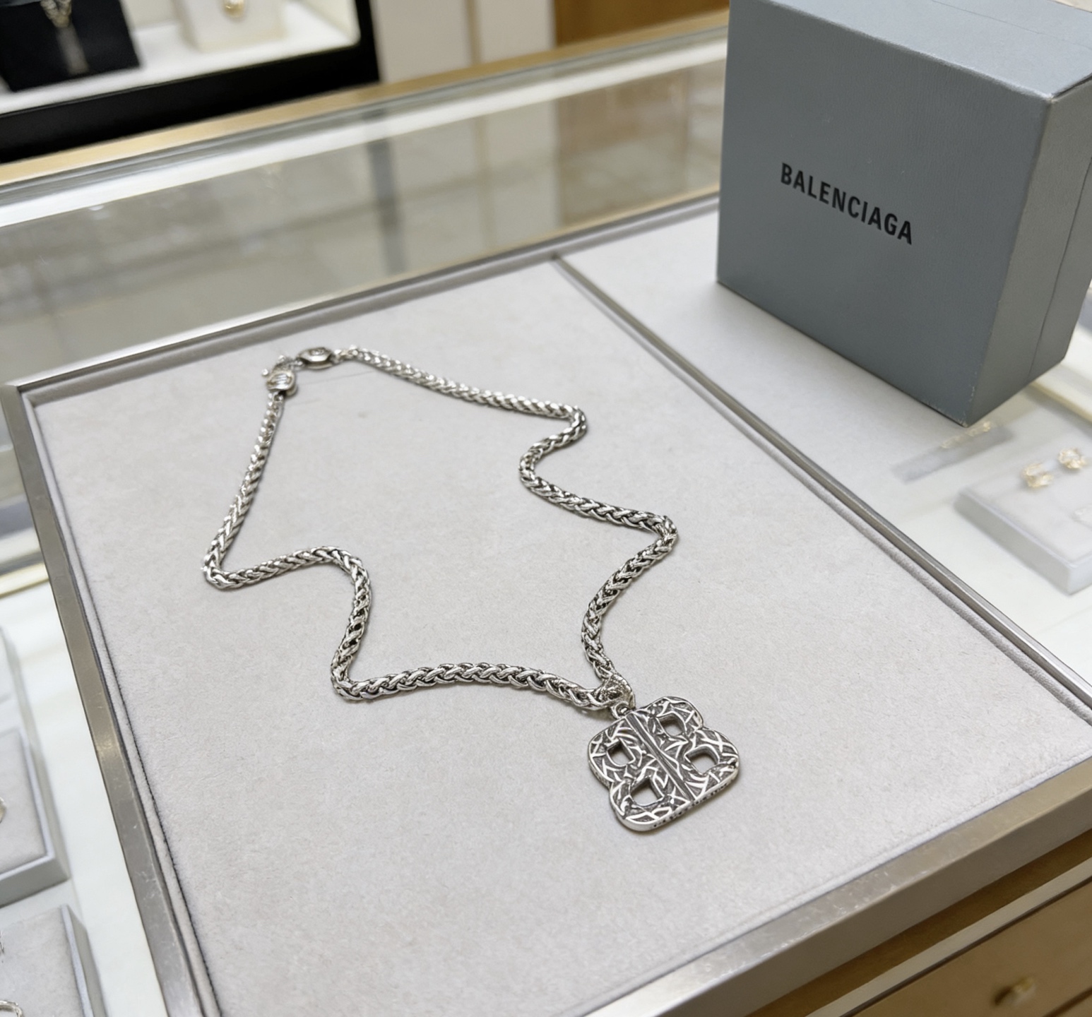 Balenciaga 新品 巴黎世家项链 Balenciaga