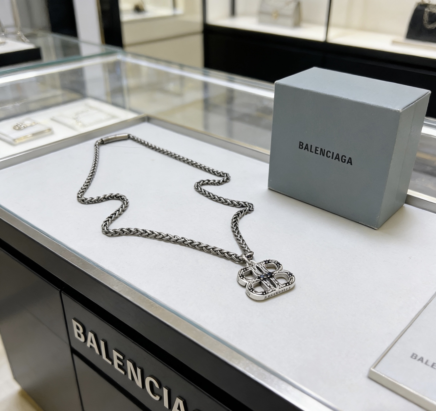 Balenciaga 新品 巴黎世家项链 Balenciaga