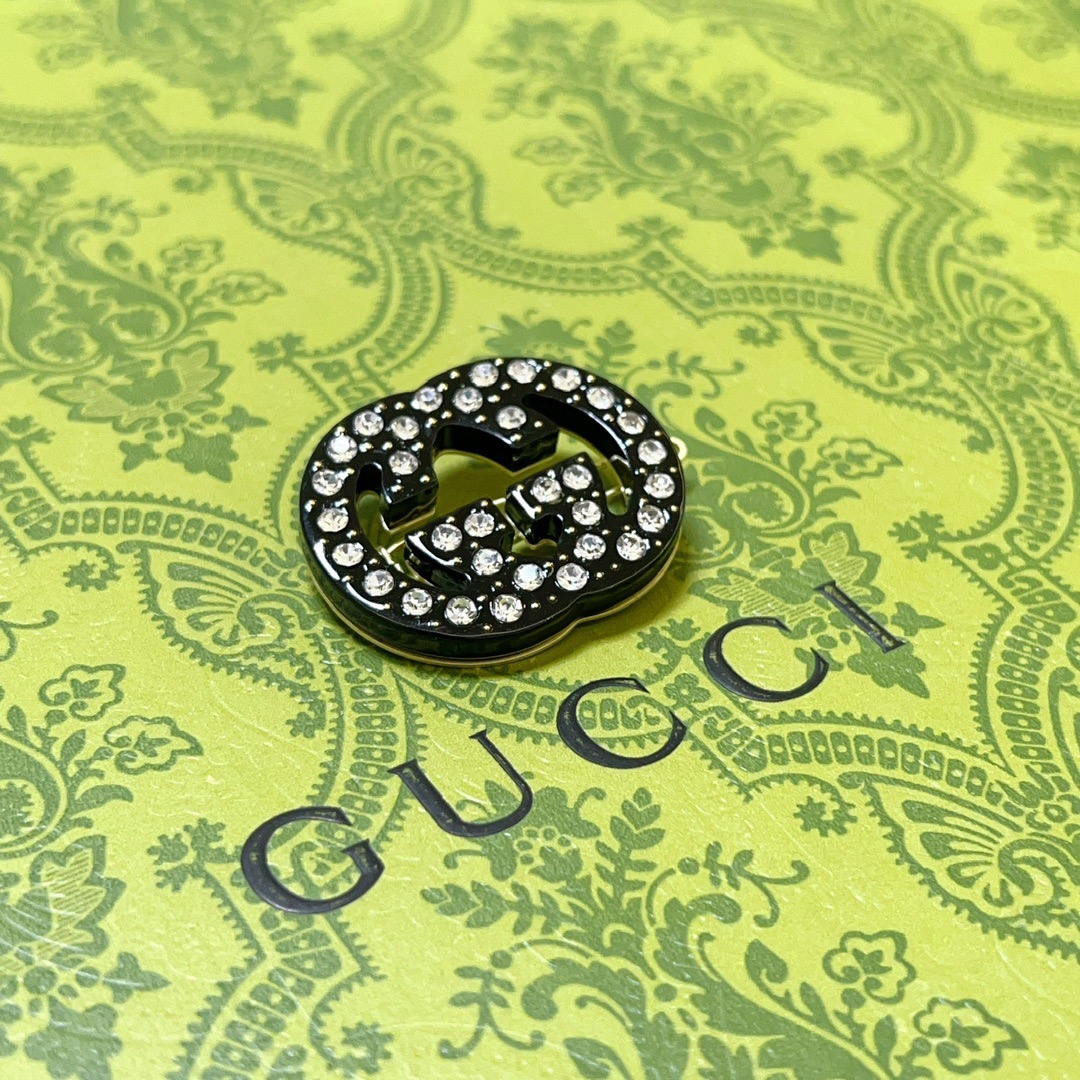 Gucci 古驰发夹GUCCi亚克力字母发夹