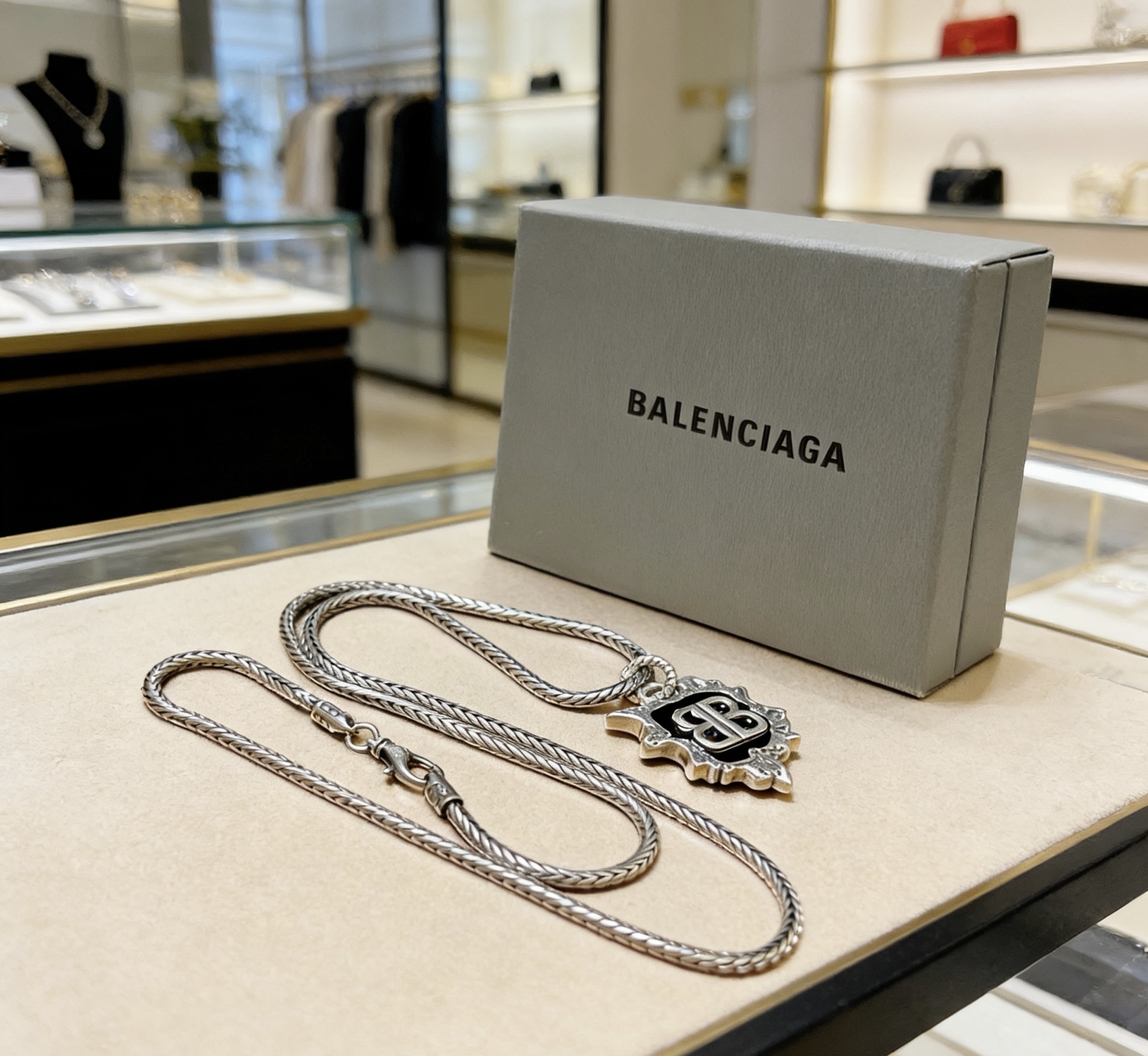 Balenciaga 新品 巴黎世家项链 Balenciaga