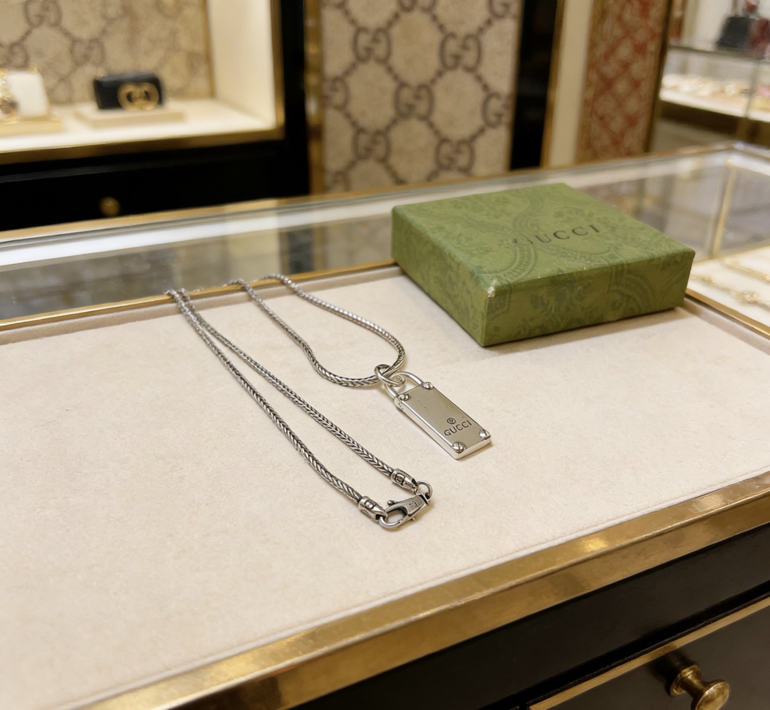 Gucci 新品发布 巨帅 Forest系列双G古驰项链 不氧化不退色