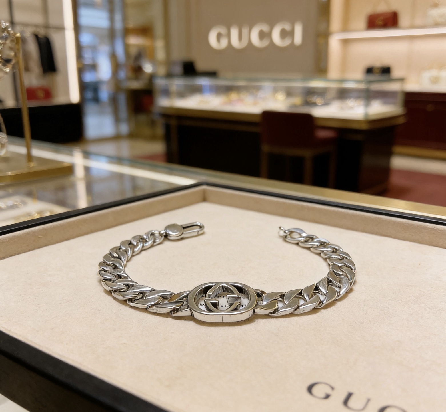 Gucci 2026最新出炉奢华古驰手链 高端品牌定制