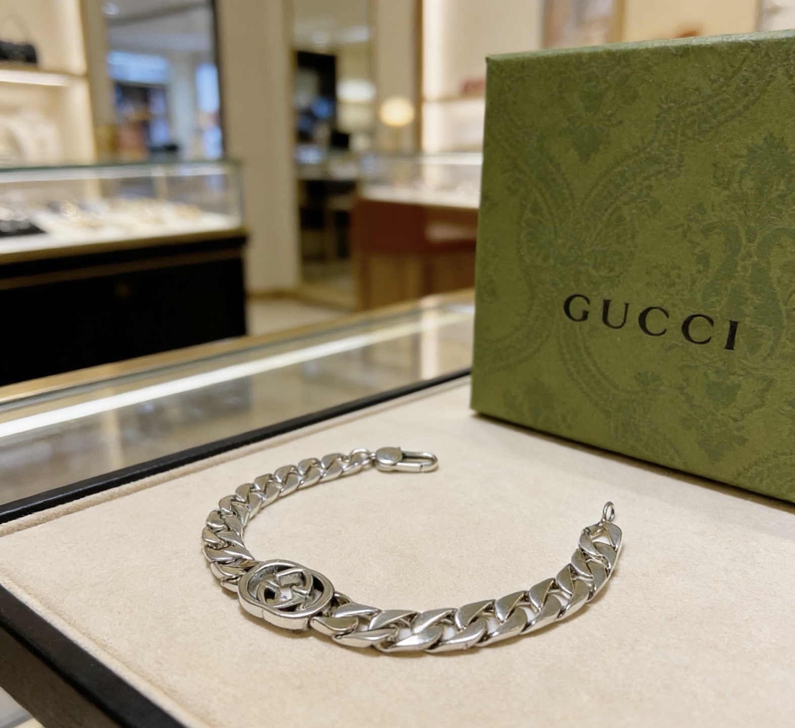 Gucci 2026最新出炉奢华古驰手链 高端品牌定制