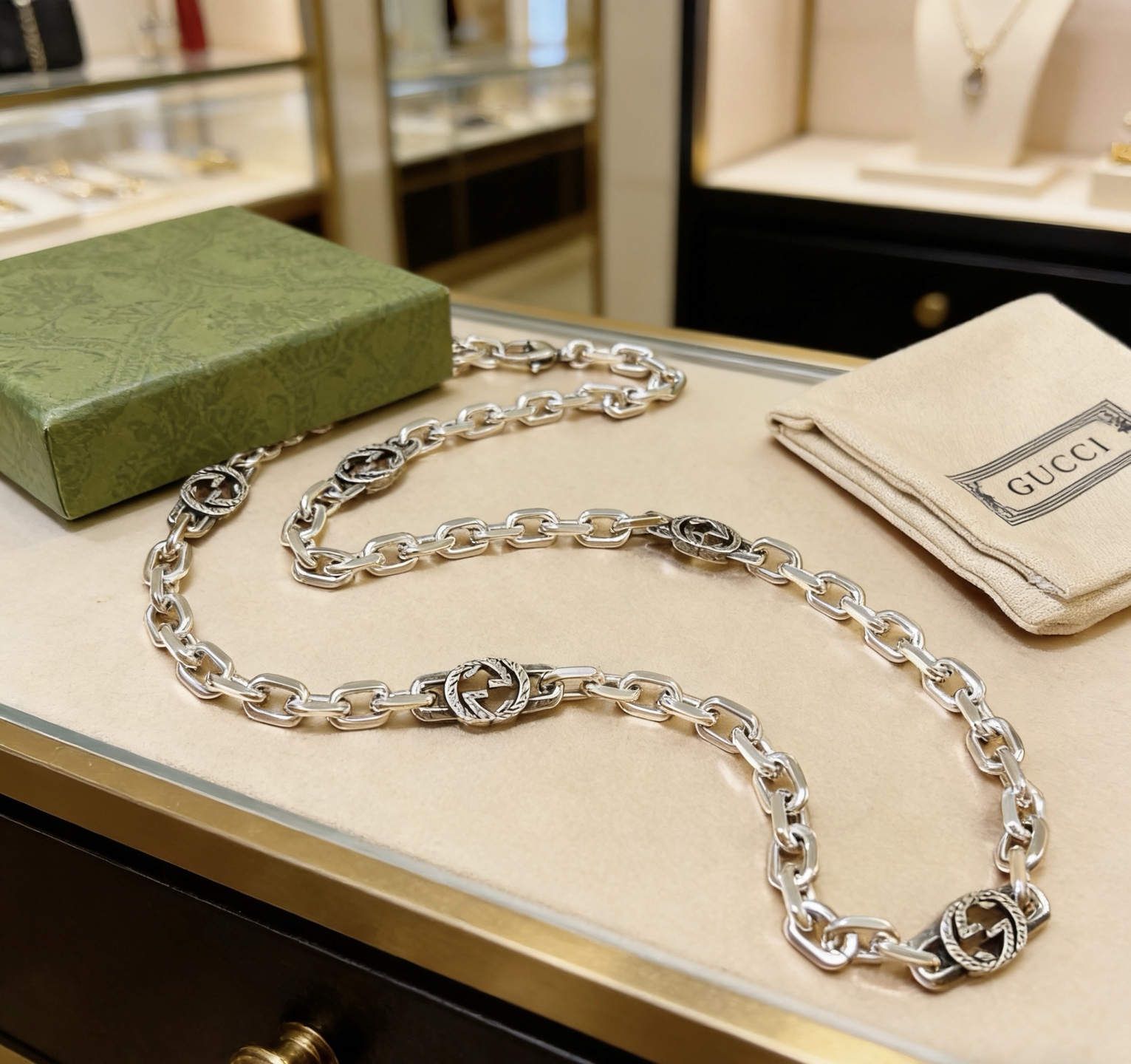Gucci 奢华款𝐆𝐮𝐜𝐜𝐢古驰项链最新款链条档次更高