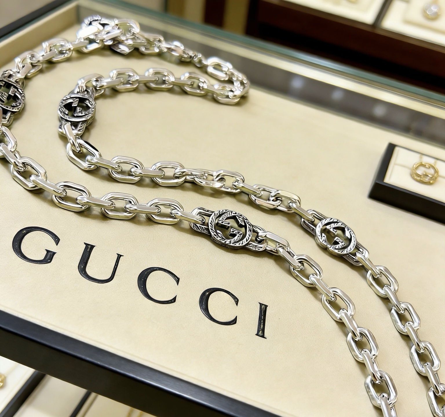 Gucci 奢华款𝐆𝐮𝐜𝐜𝐢古驰项链最新款链条档次更高