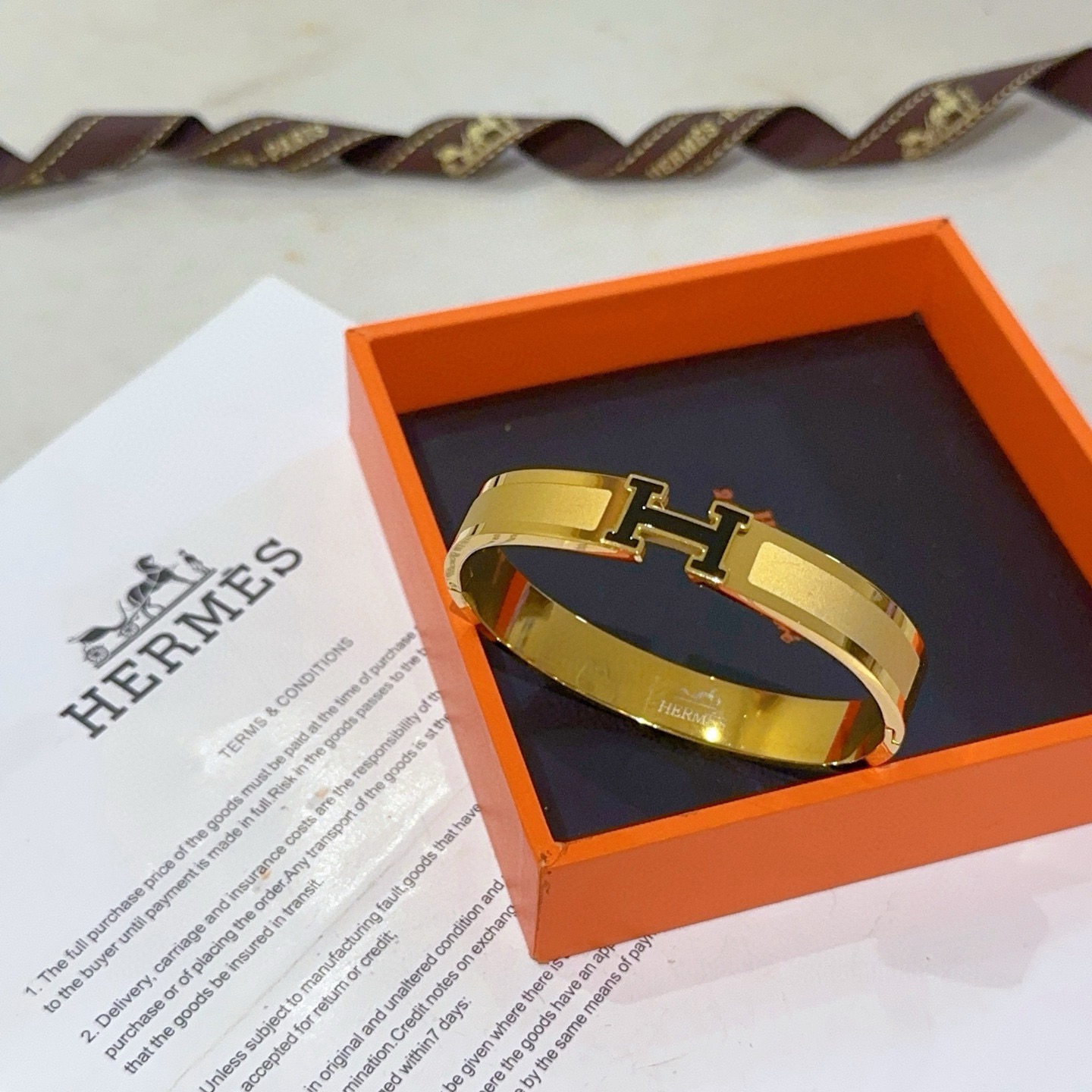 Hermès 爱马仕手镯 太考验师傅的手艺了