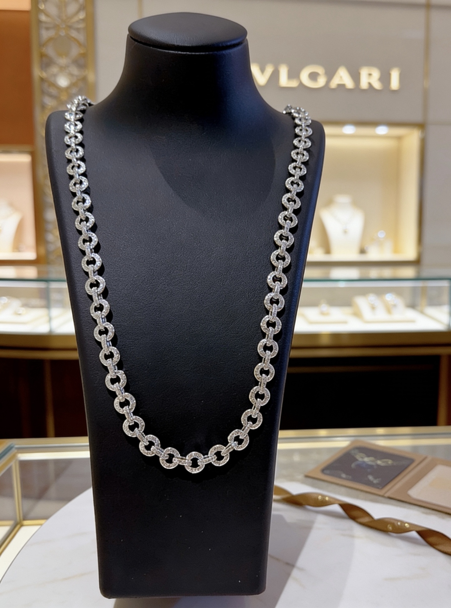 Bvlgari 宝格丽项链V金材质 BVLGARI宝格丽 DIVAS‘ DREAM 系列 品相完美