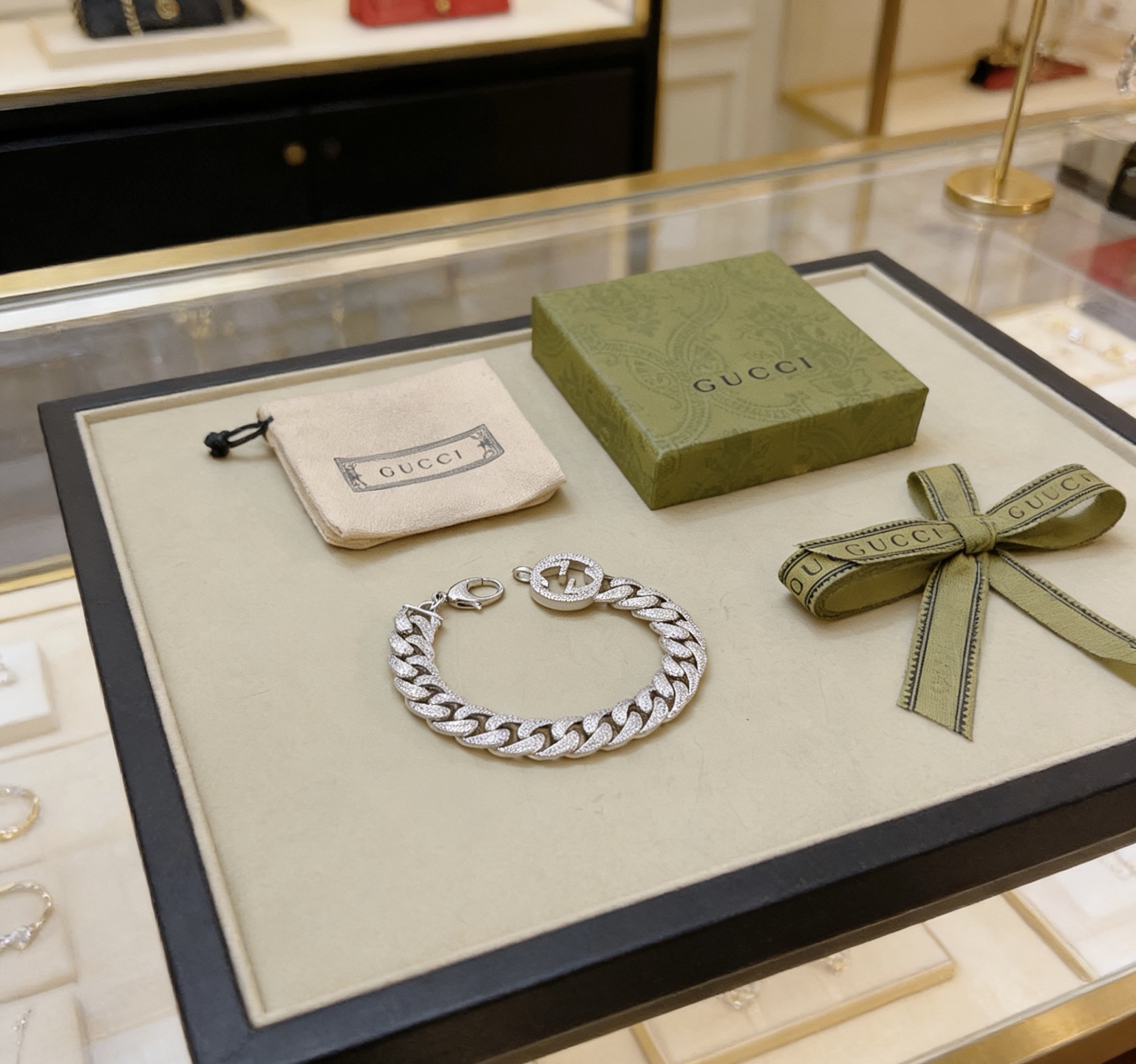 Gucci 2026最新出炉满钻奢华古驰手链
