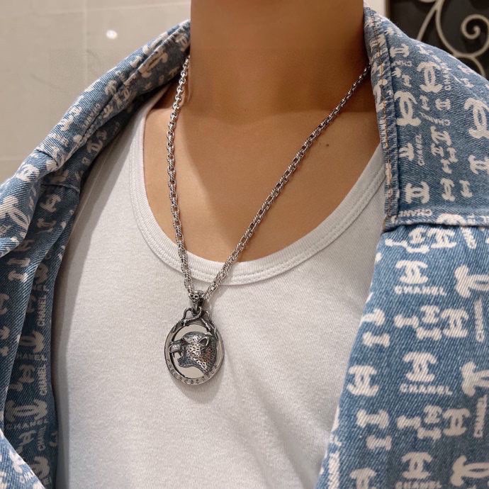 Gucci 不爆不发 古驰官网新款同步更新 抖音带货 首选 𝐆𝐮𝐜𝐜𝐢古驰项链最新款链条档次更高 Anger Forest系列双g图案古驰项链 定制项链