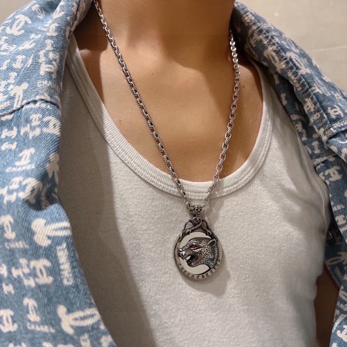 Gucci 不爆不发 古驰官网新款同步更新 抖音带货 首选 𝐆𝐮𝐜𝐜𝐢古驰项链最新款链条档次更高 Anger Forest系列双g图案古驰项链 定制项链