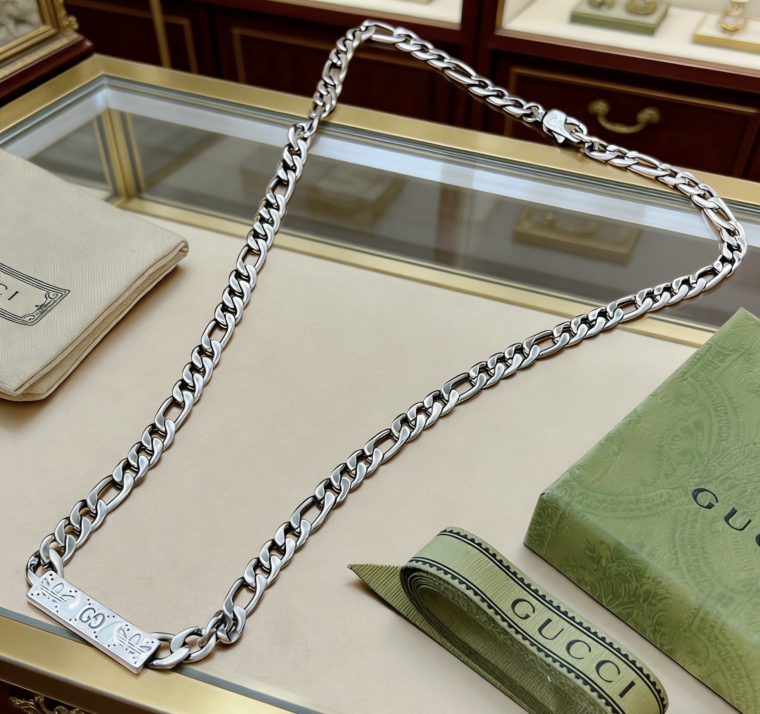 Gucci 𝐆𝐮𝐜𝐜𝐢古驰项链最新款链条档次更高