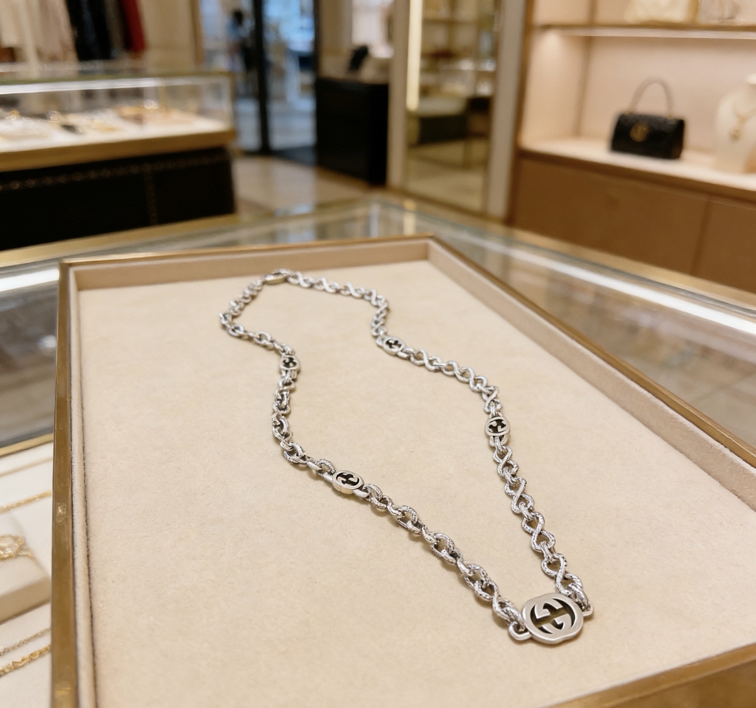 Gucci 新品锁链发售 𝐆𝐮𝐜𝐜𝐢古驰项链最新款链条档次更高