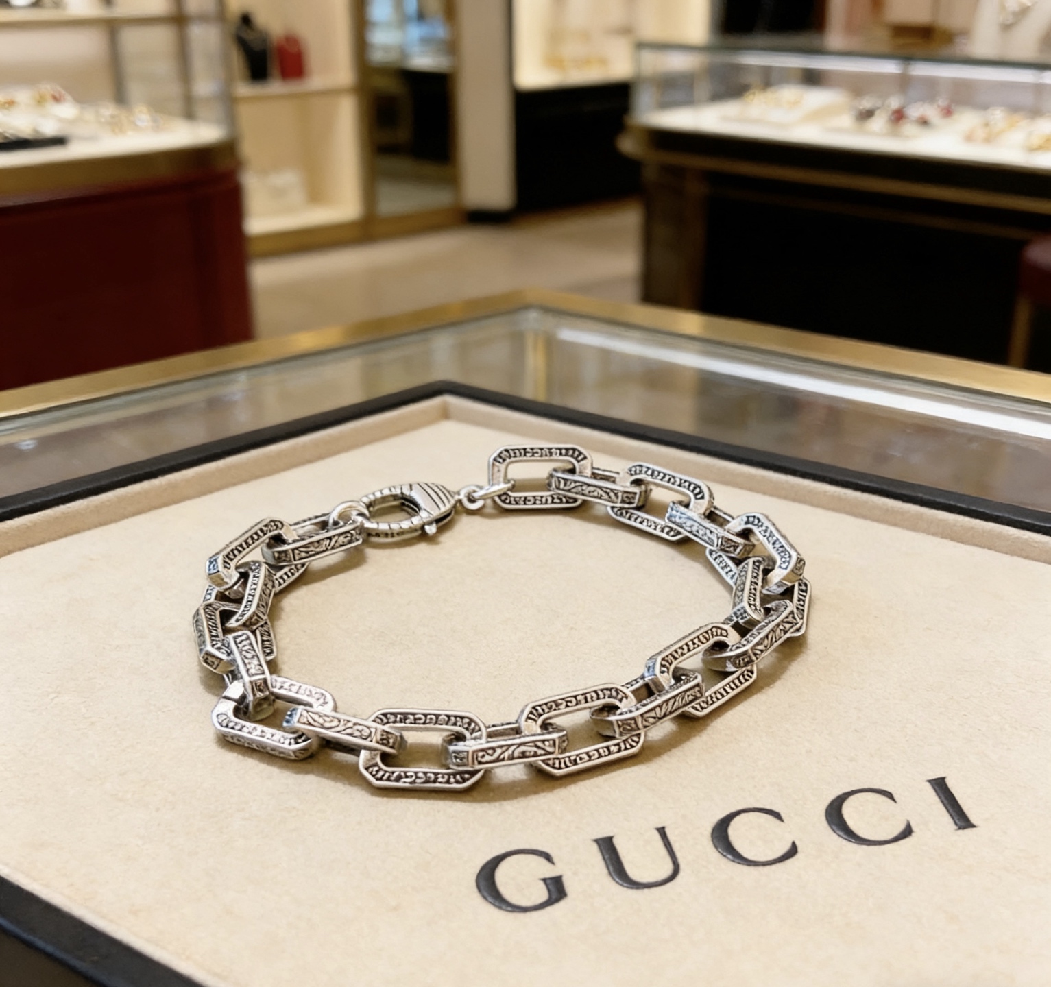 Gucci 2026最新出炉奢华古驰手链 高端品牌定制