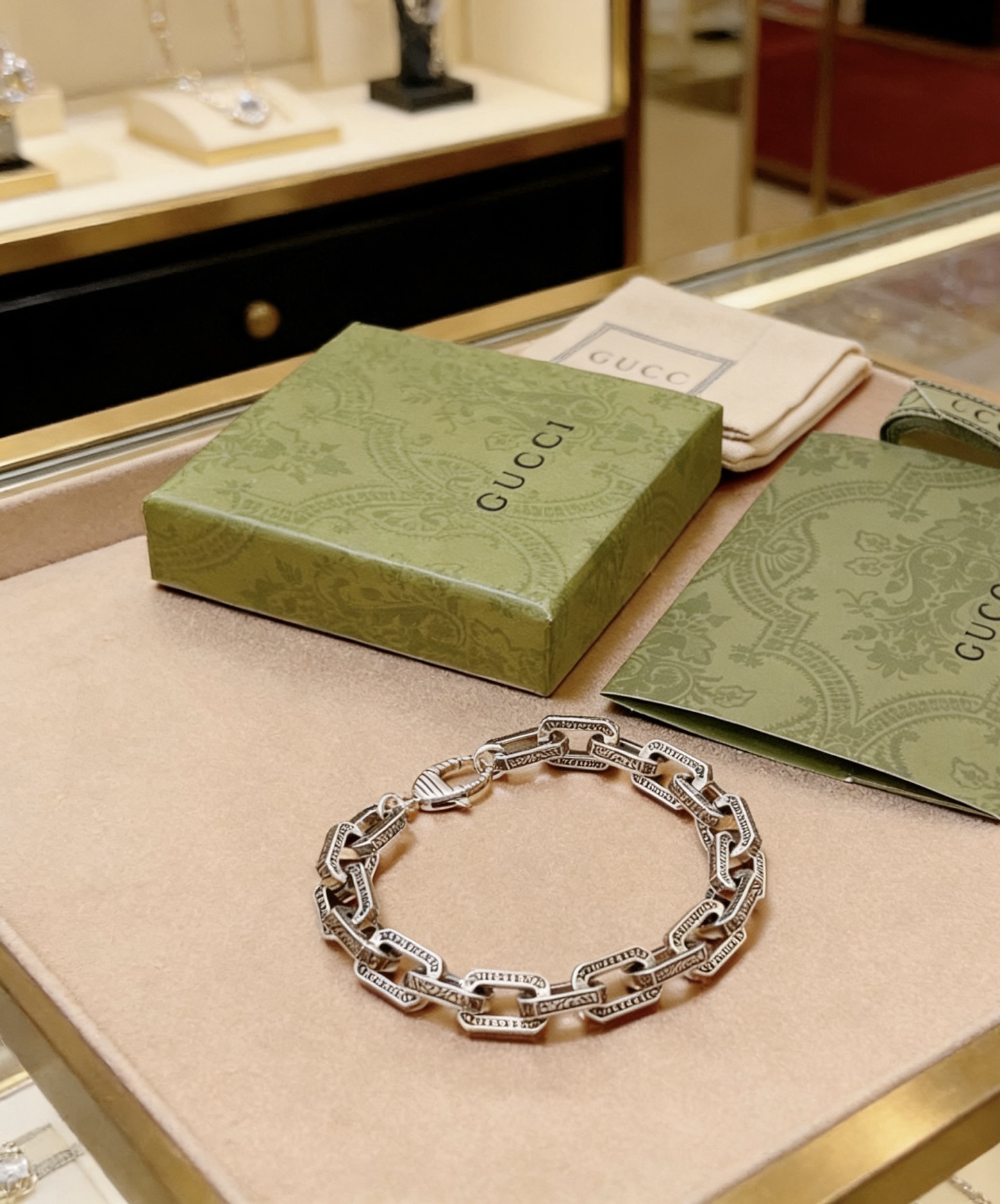 Gucci 2026最新出炉奢华古驰手链 高端品牌定制