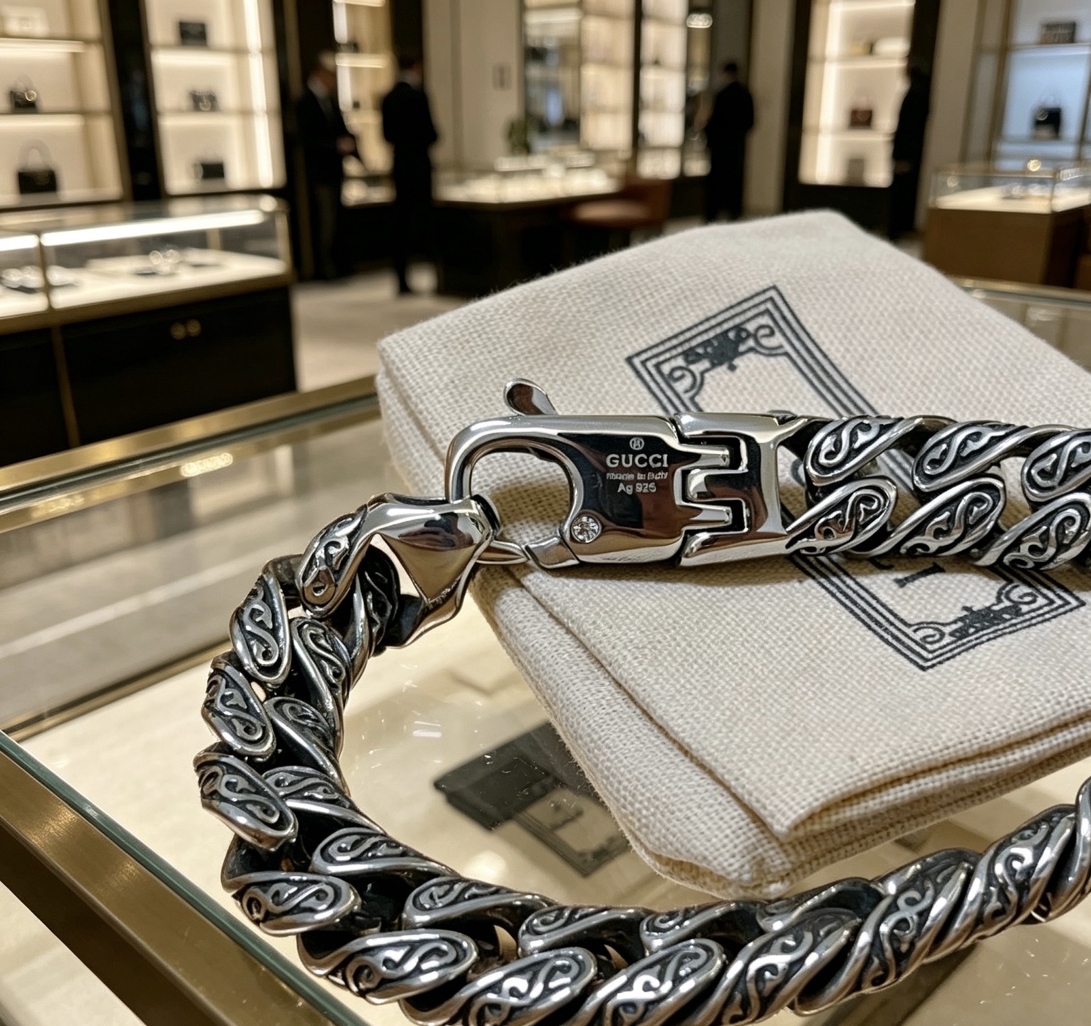 Gucci 最新出炉 Gucci古驰手链最新款的