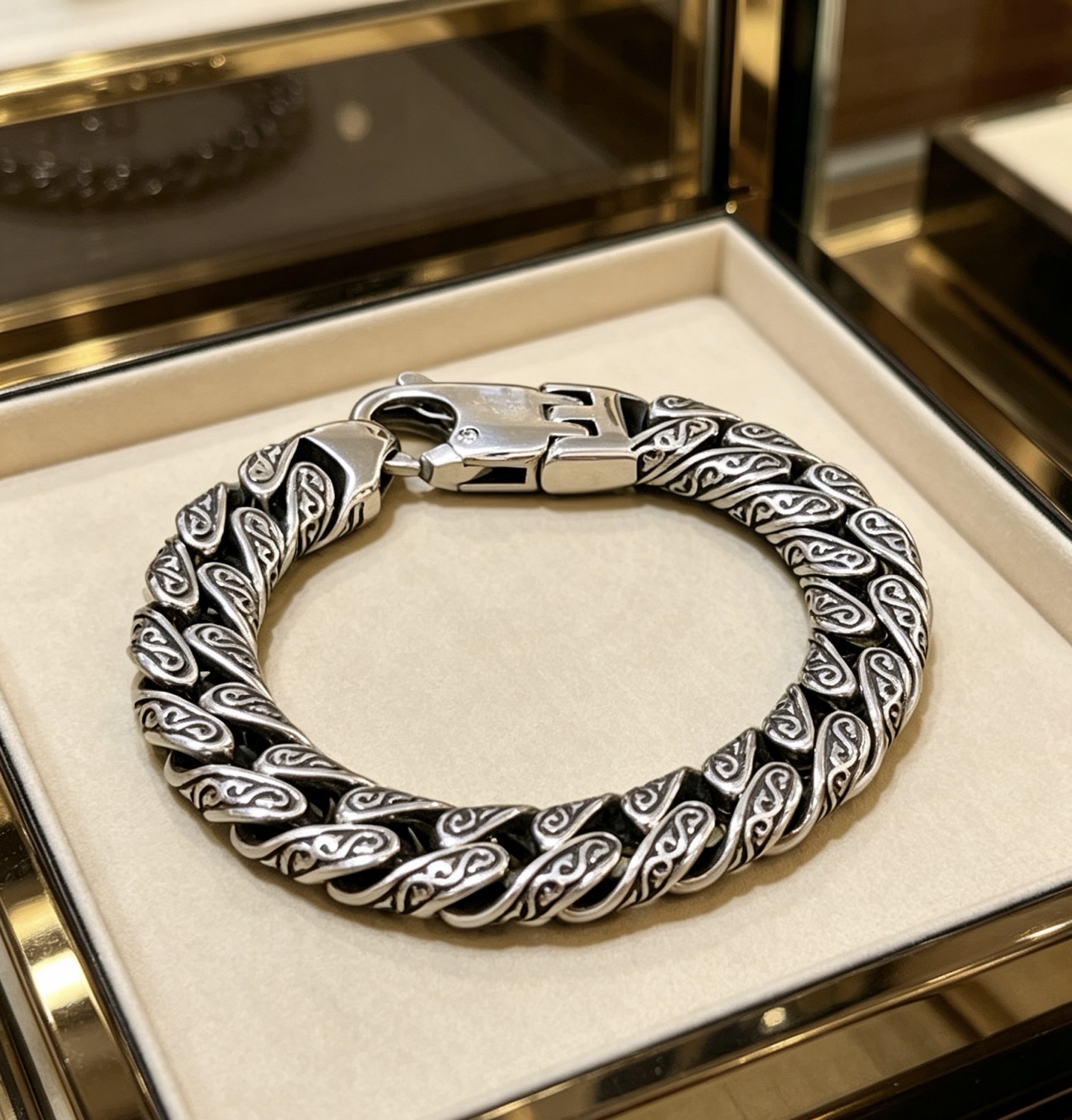 Gucci 最新出炉 Gucci古驰手链最新款的