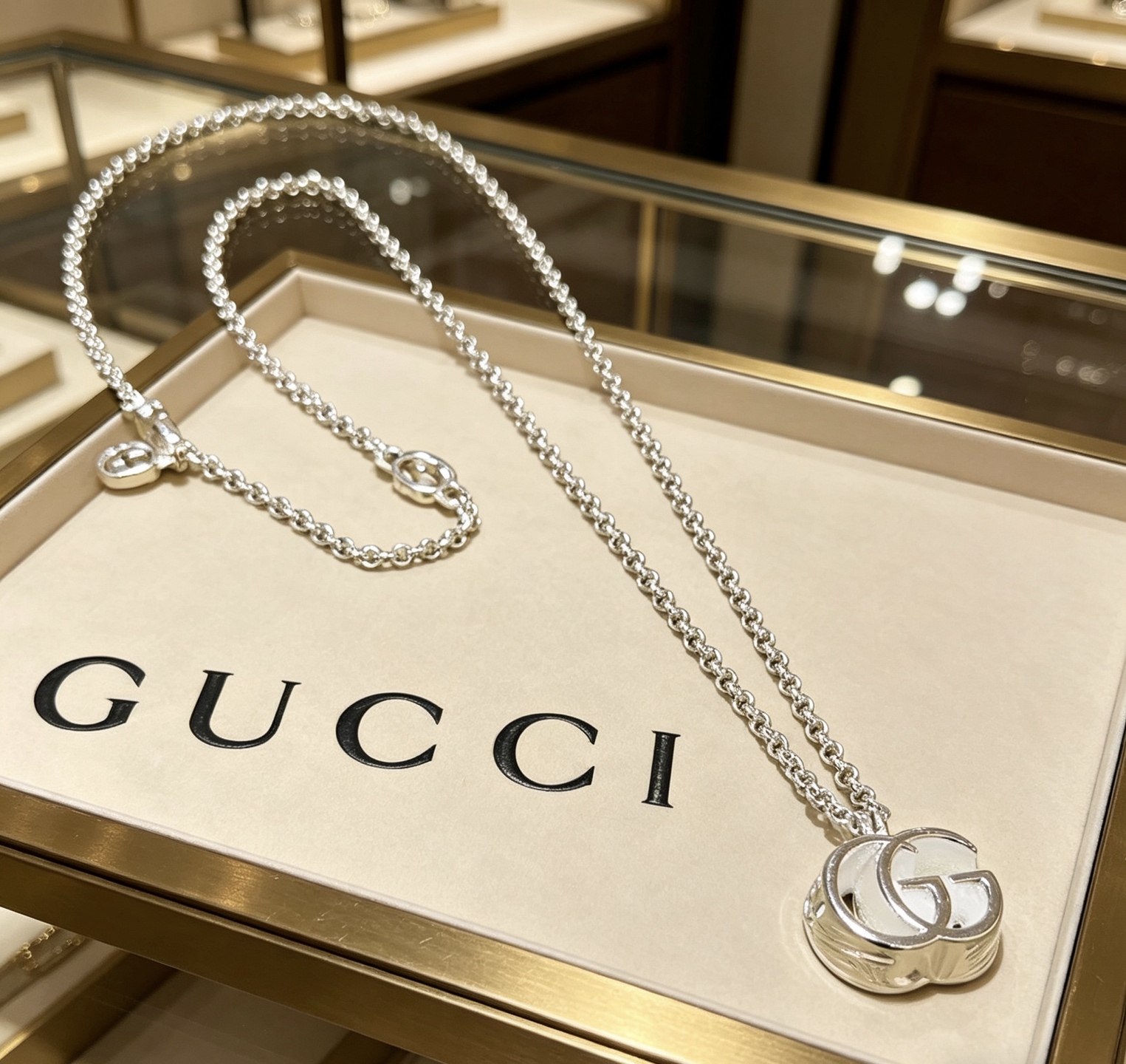 Gucci 𝐆𝐮𝐜𝐜𝐢古驰项链最新款白银系列链条档次更高 Anger Forest系列双G古驰项链