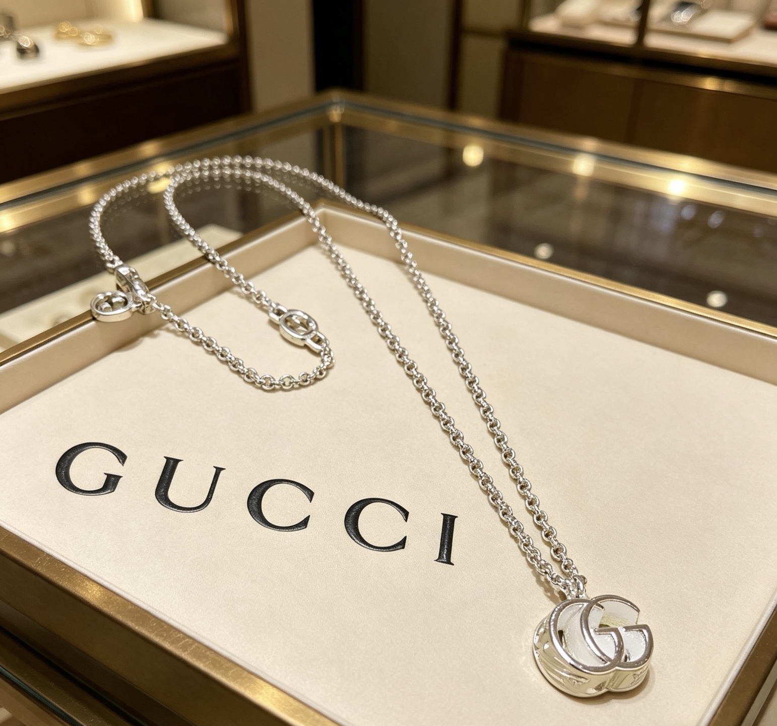 Gucci 𝐆𝐮𝐜𝐜𝐢古驰项链最新款白银系列链条档次更高 Anger Forest系列双G古驰项链