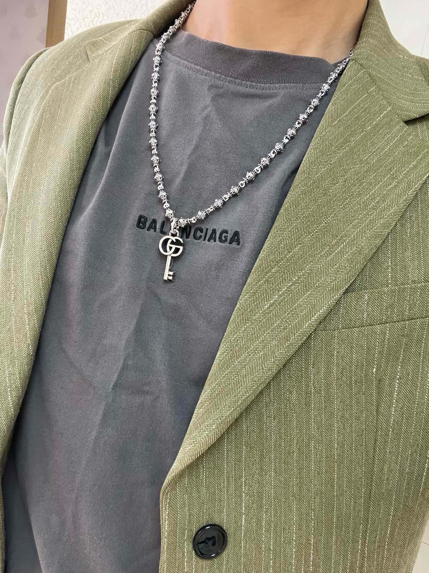 Gucci 𝐆𝐮𝐜𝐜𝐢古驰项链最新款链条档次更高 Anger Forest系列双G钥匙吊坠古驰项链