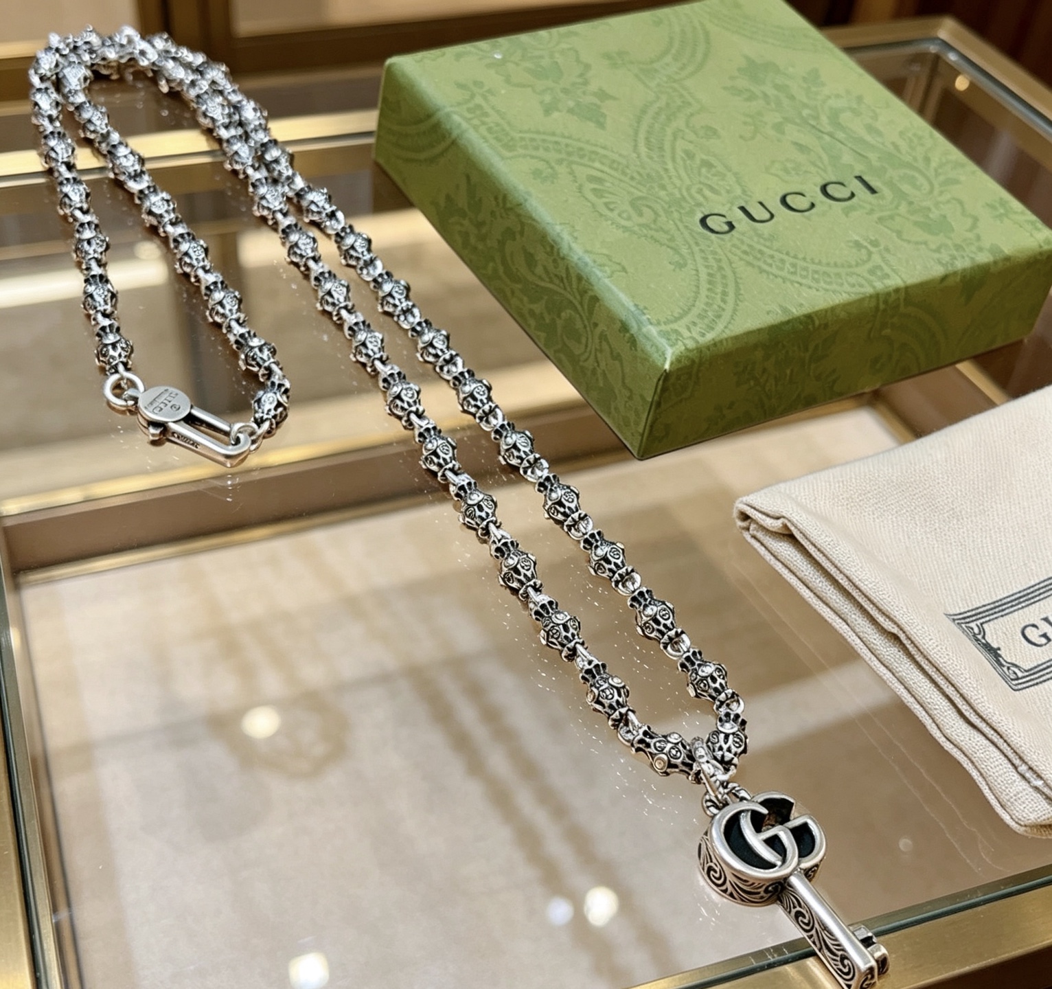 Gucci 𝐆𝐮𝐜𝐜𝐢古驰项链最新款链条档次更高 Anger Forest系列双G钥匙吊坠古驰项链