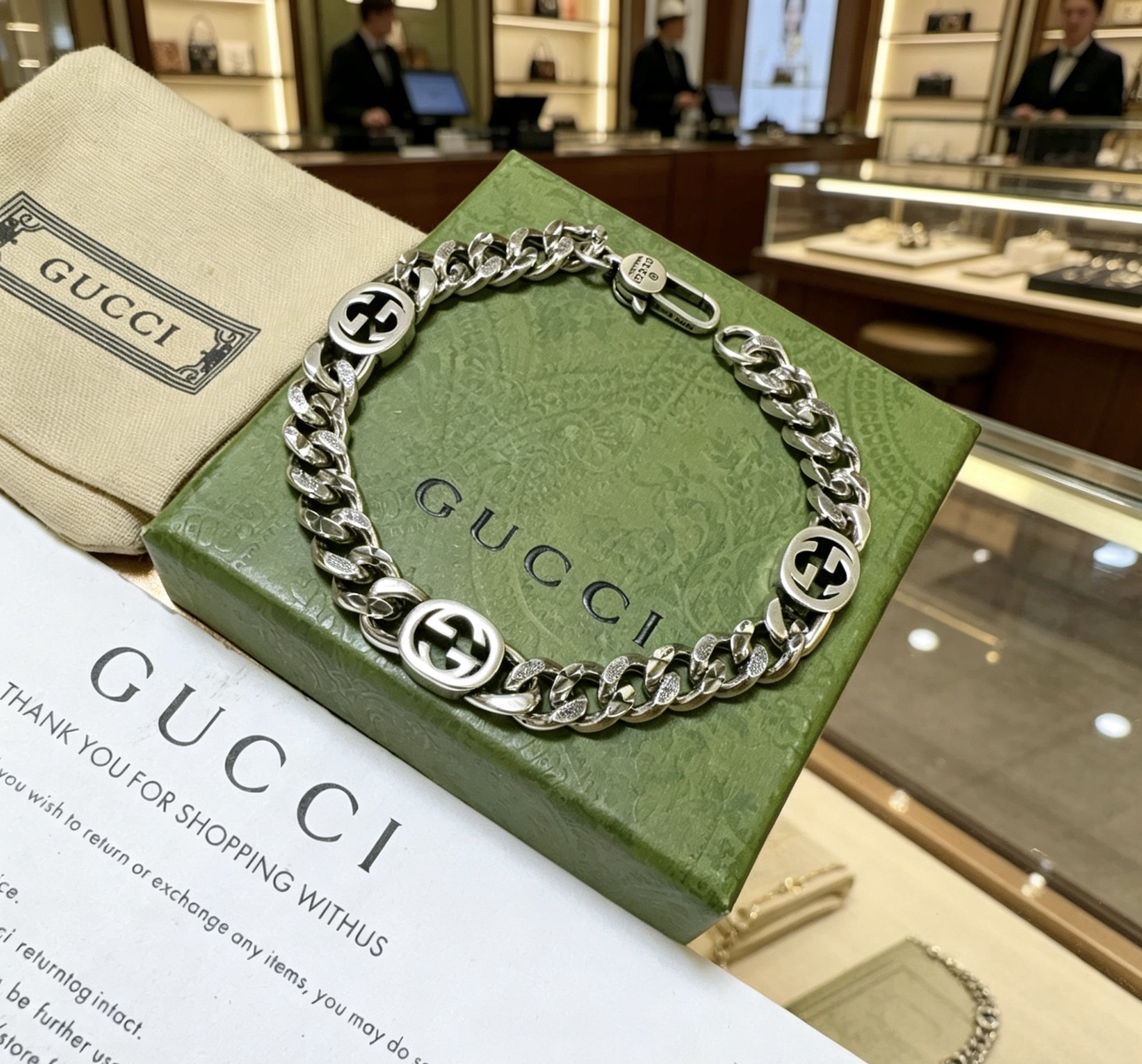 Gucci 最新出炉土豪版手链 认准细节链身闪沙效果