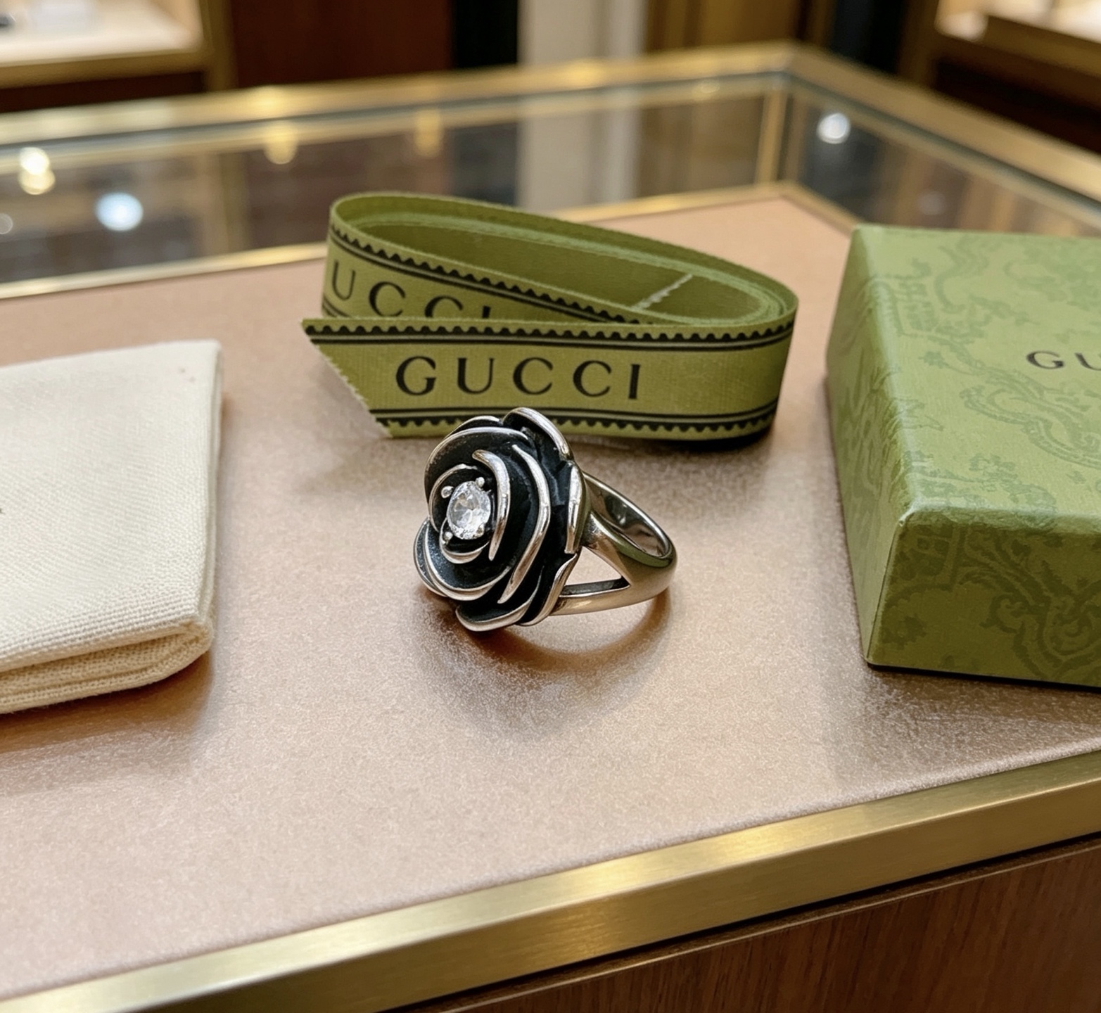Gucci 𝐆𝐮𝐜𝐜𝐢古驰戒指最新款式档次更高 Anger Forest系列双G纯手工制作工艺 古驰戒指