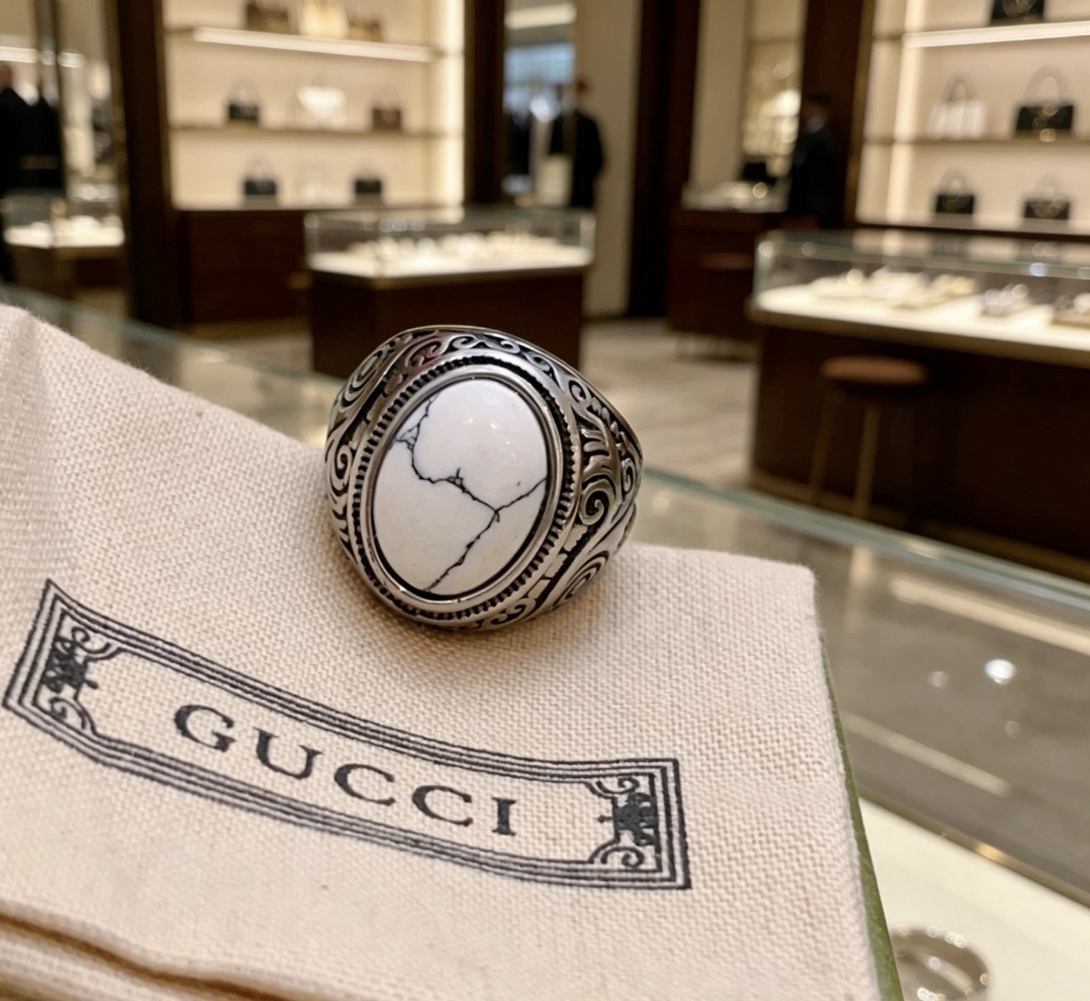Gucci 𝐆𝐮𝐜𝐜𝐢古驰戒指最新款式天然宝石档次更高 Anger Forest系列双G纯手工制作工艺 古驰戒指