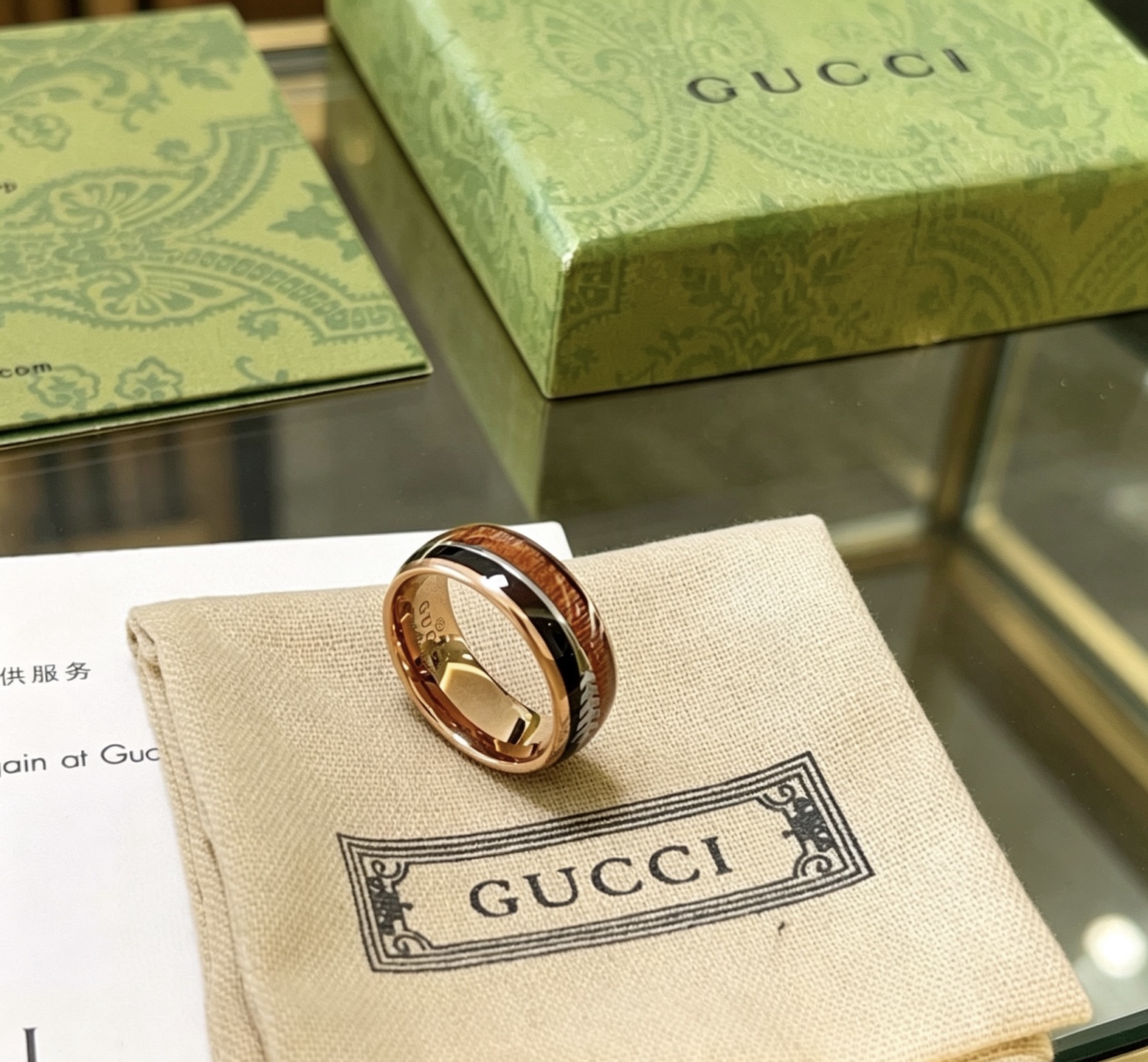 Gucci 𝐆𝐮𝐜𝐜𝐢古驰戒指最新款款式档次更高 Anger Forest系列树脂木纹高感双G纯手工制作工艺 古驰戒指