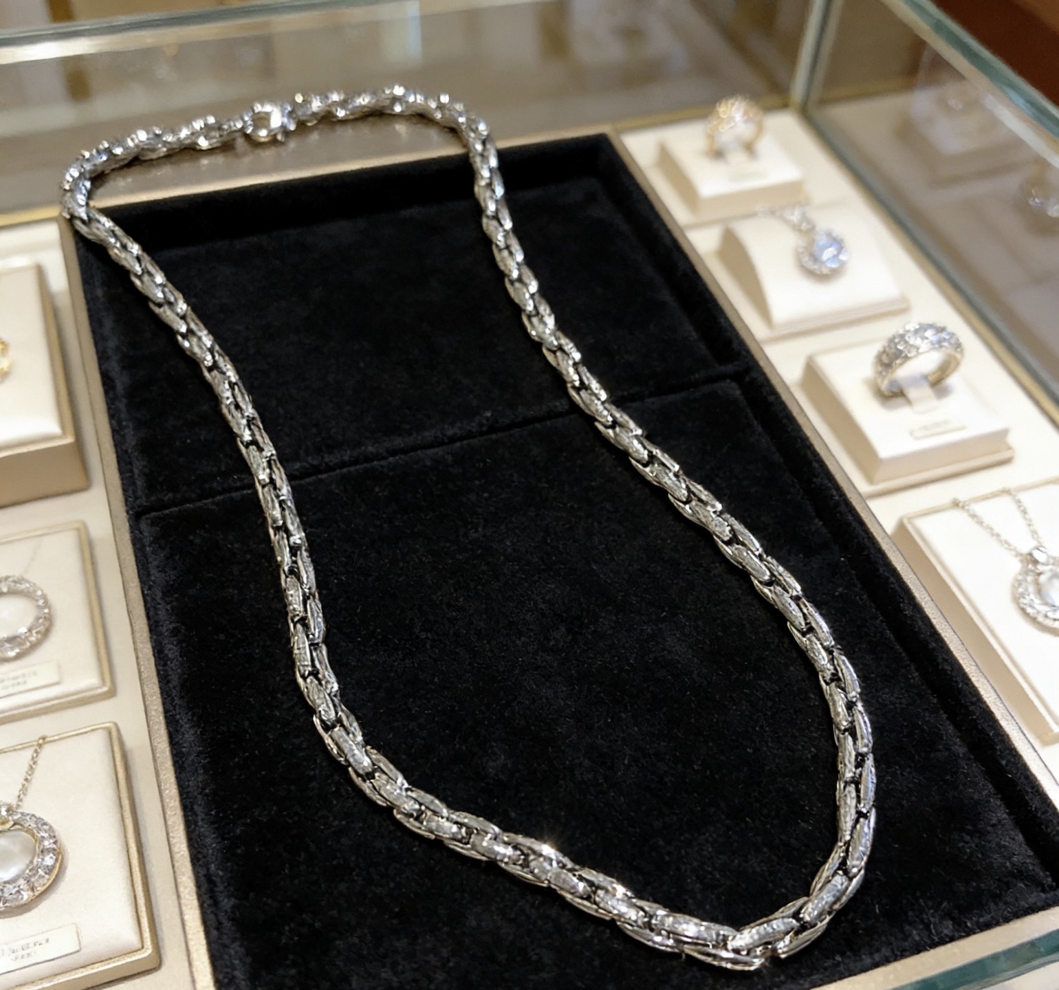 Bvlgari 项链宝格丽项链V金材质 BVLGARI宝格丽 DIVAS‘ DREAM 系列 品相完美